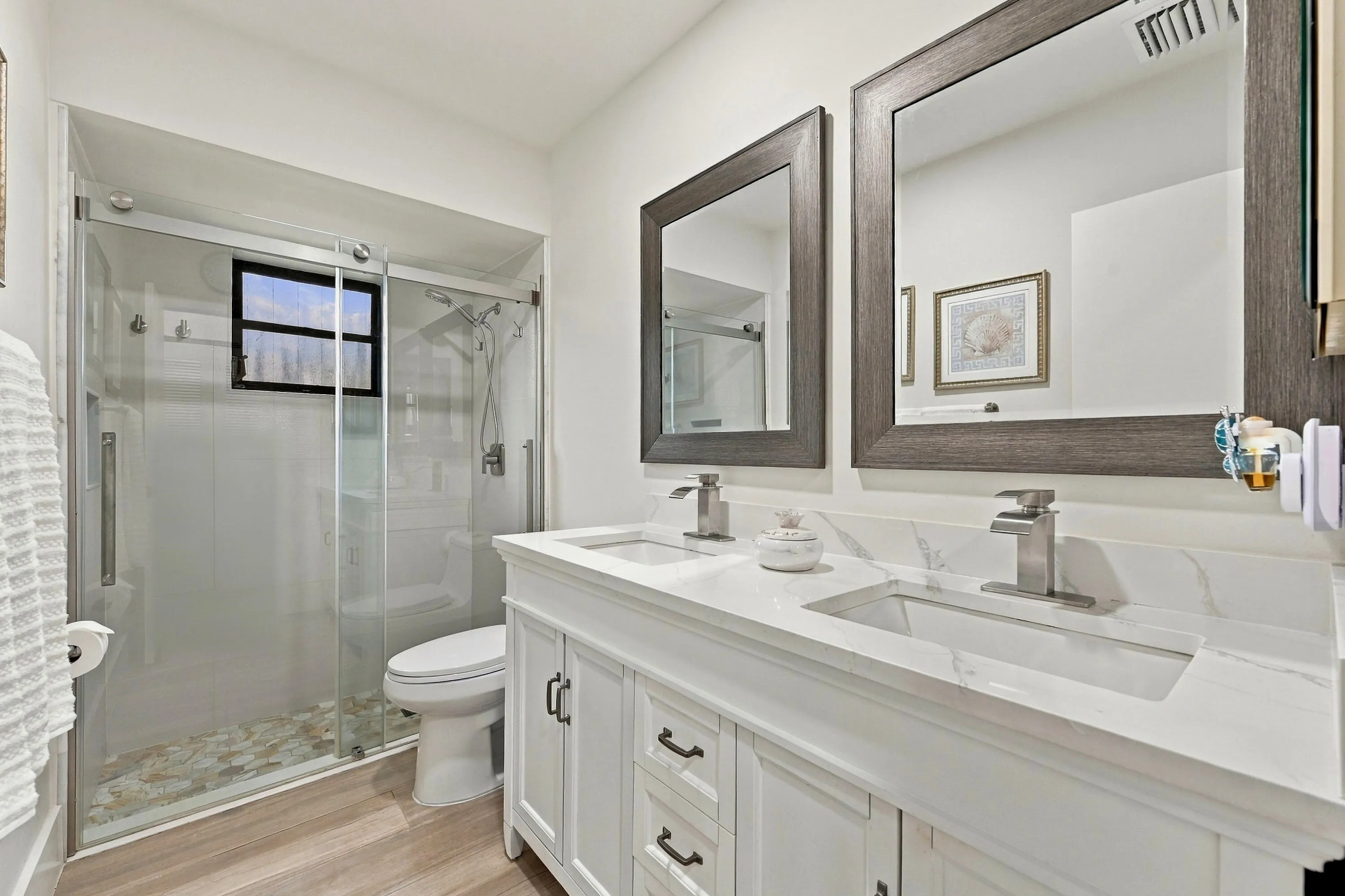 10622 GREENBRIAR Court