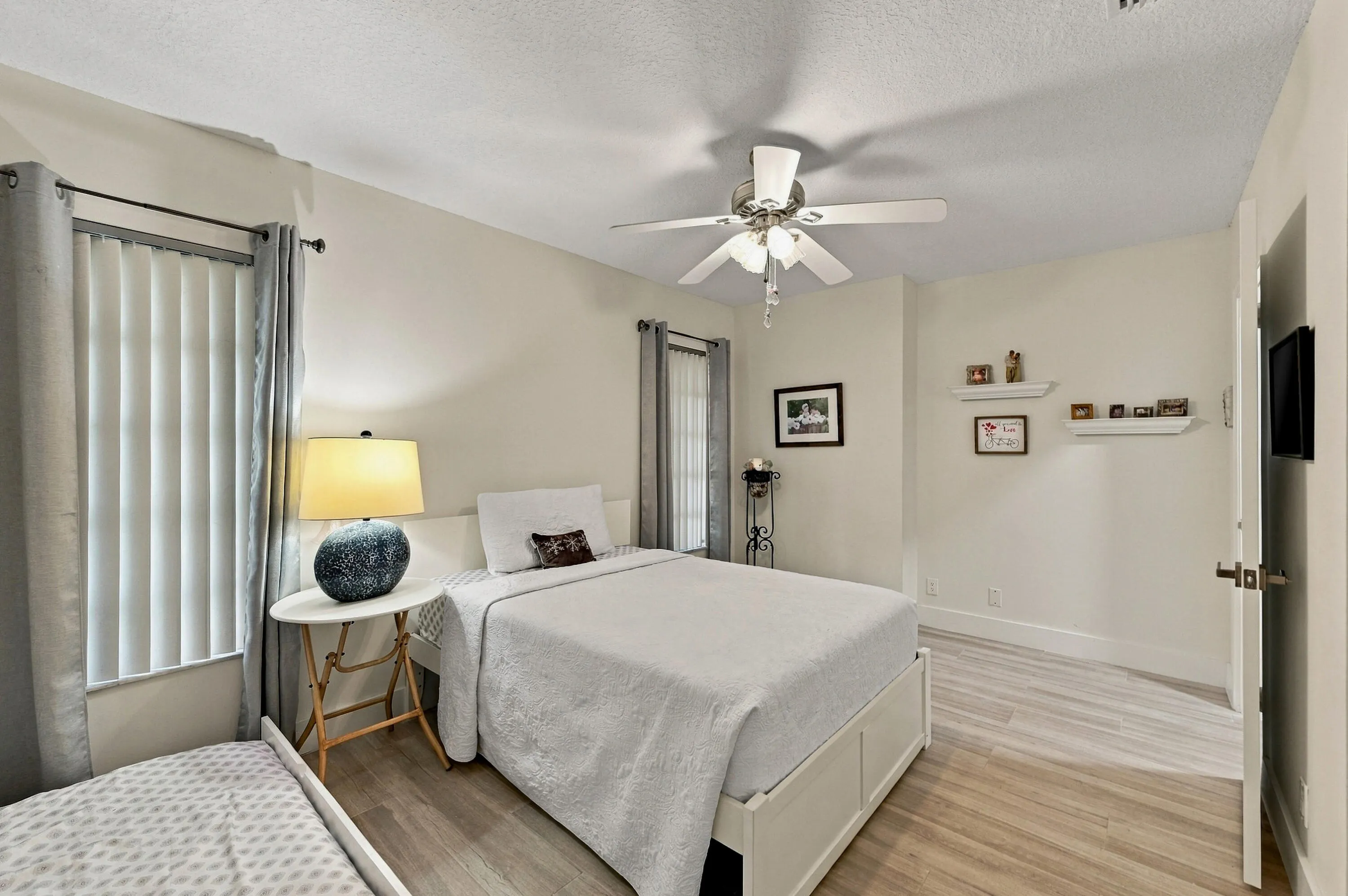 10622 GREENBRIAR Court