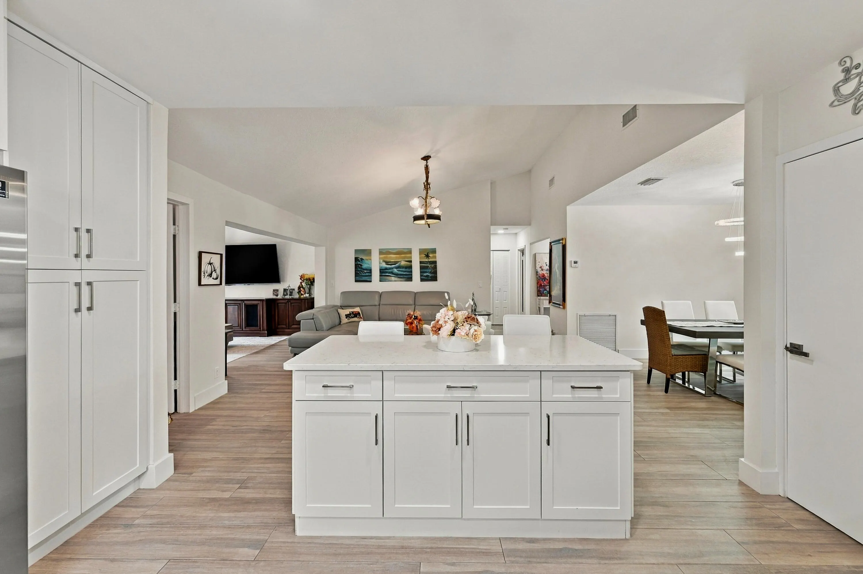 10622 GREENBRIAR Court