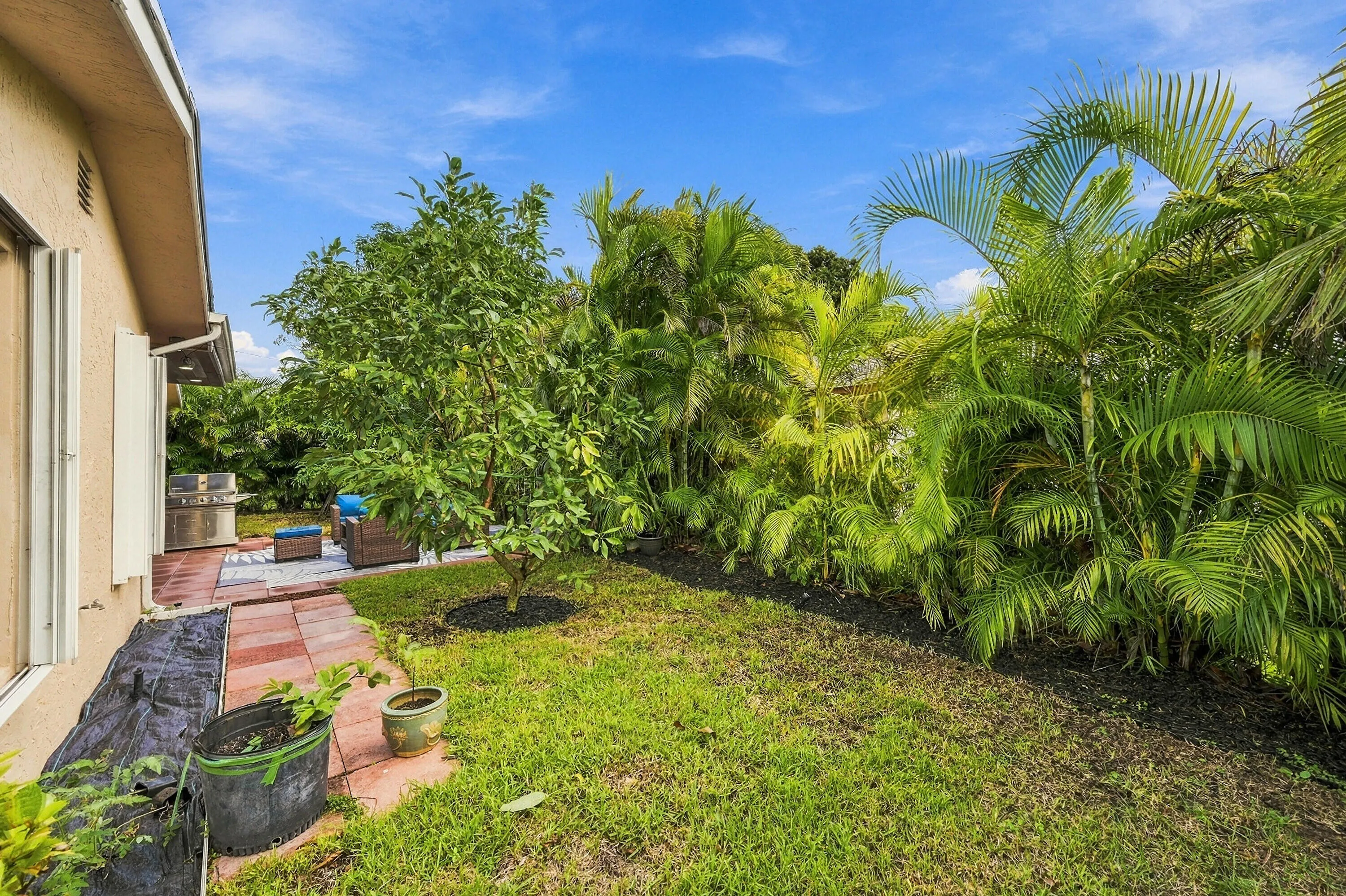 10622 GREENBRIAR Court