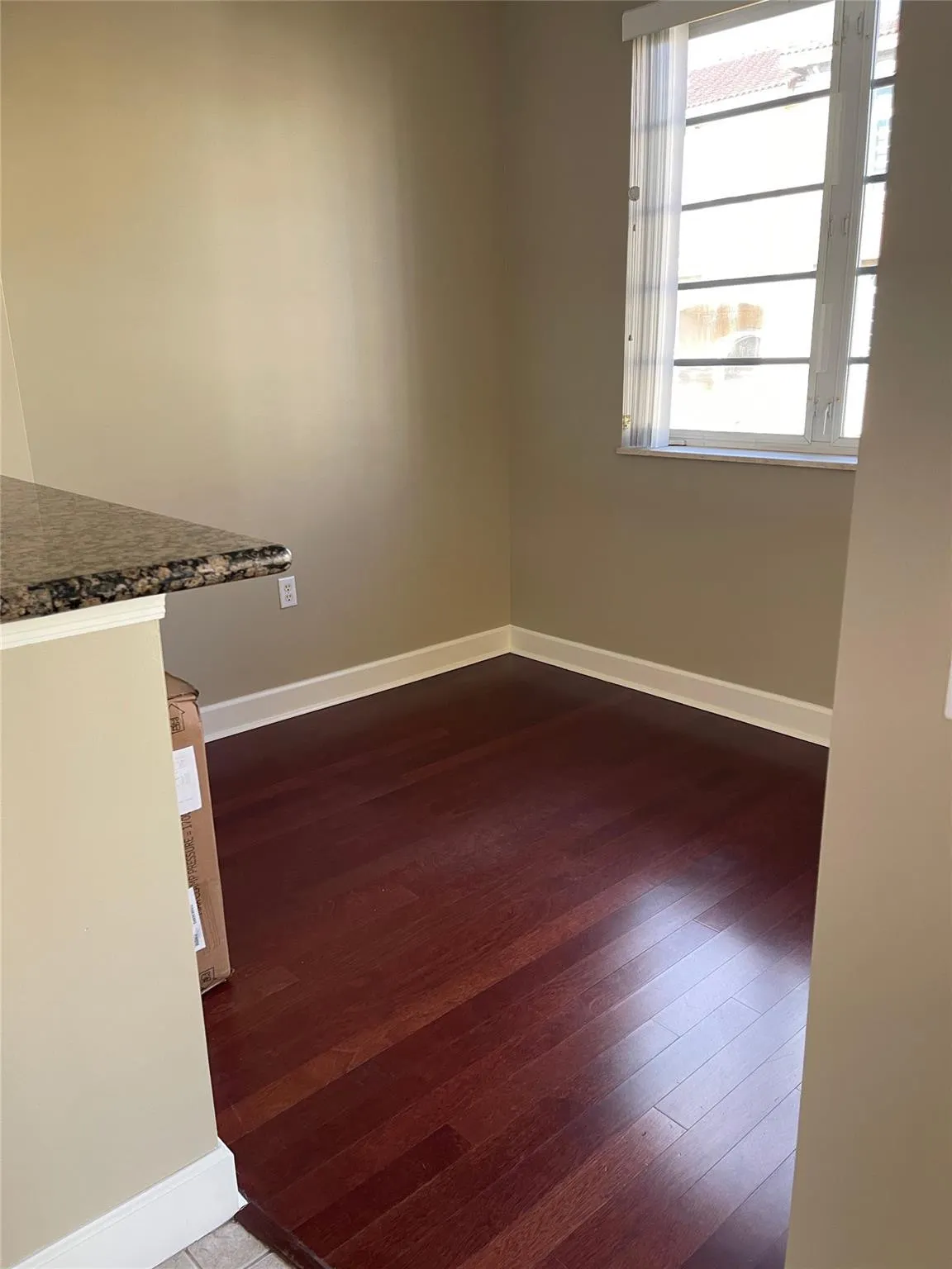 3952 CORAL HEIGHTS Way