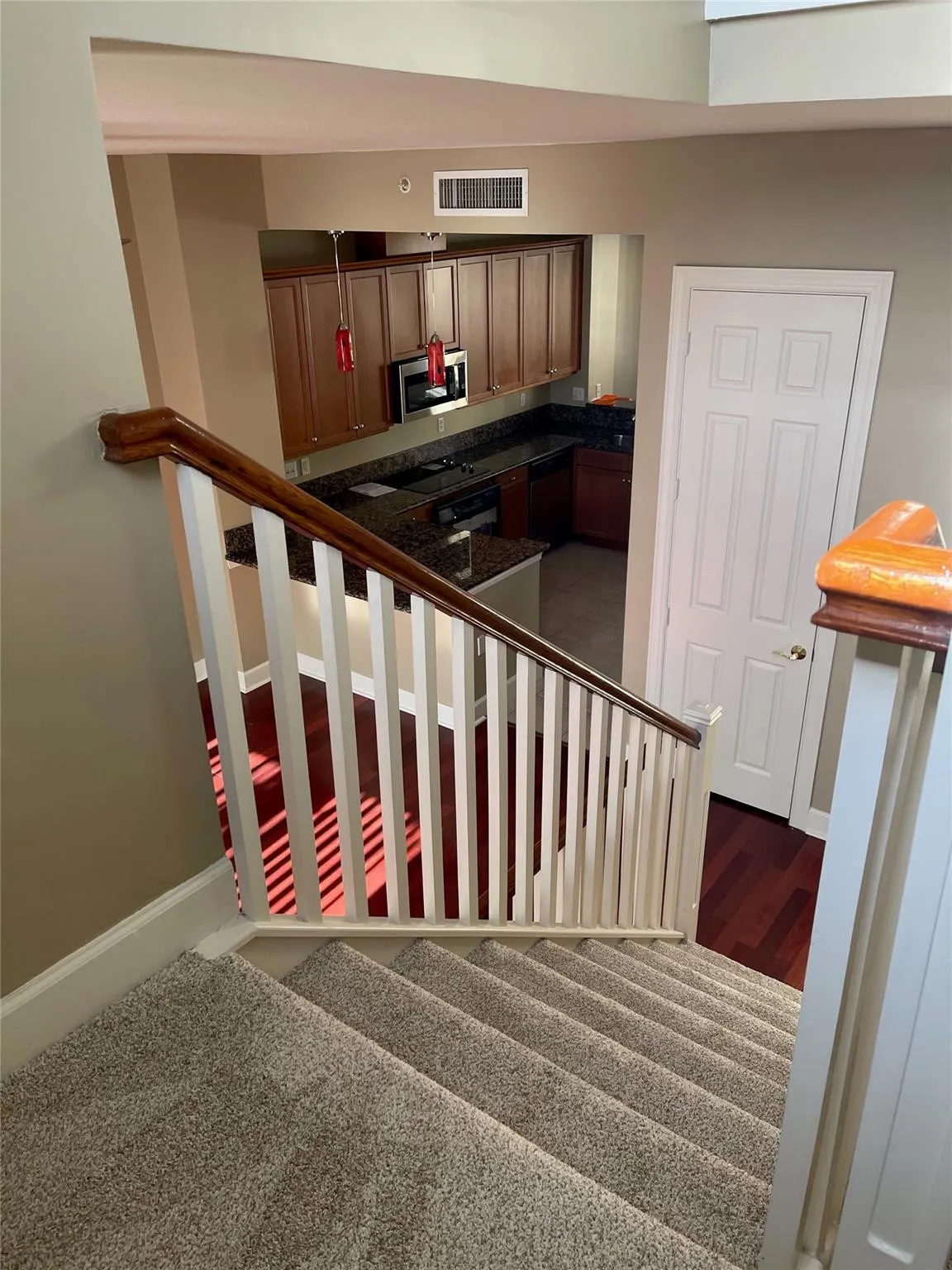 3952 CORAL HEIGHTS Way