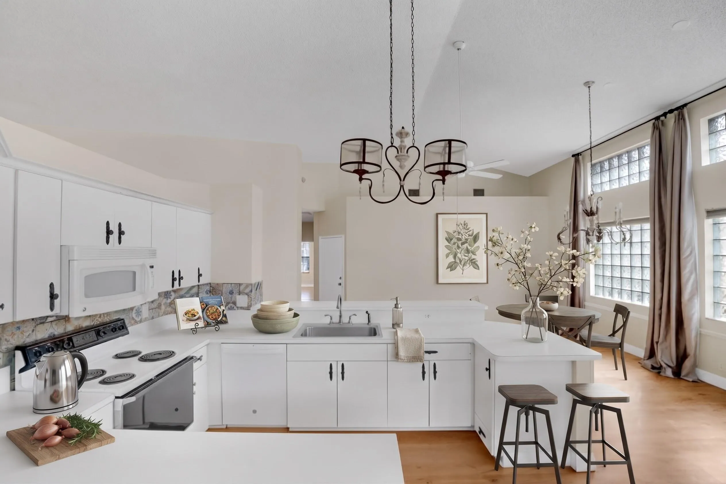 9080 Villa Portofino Circle