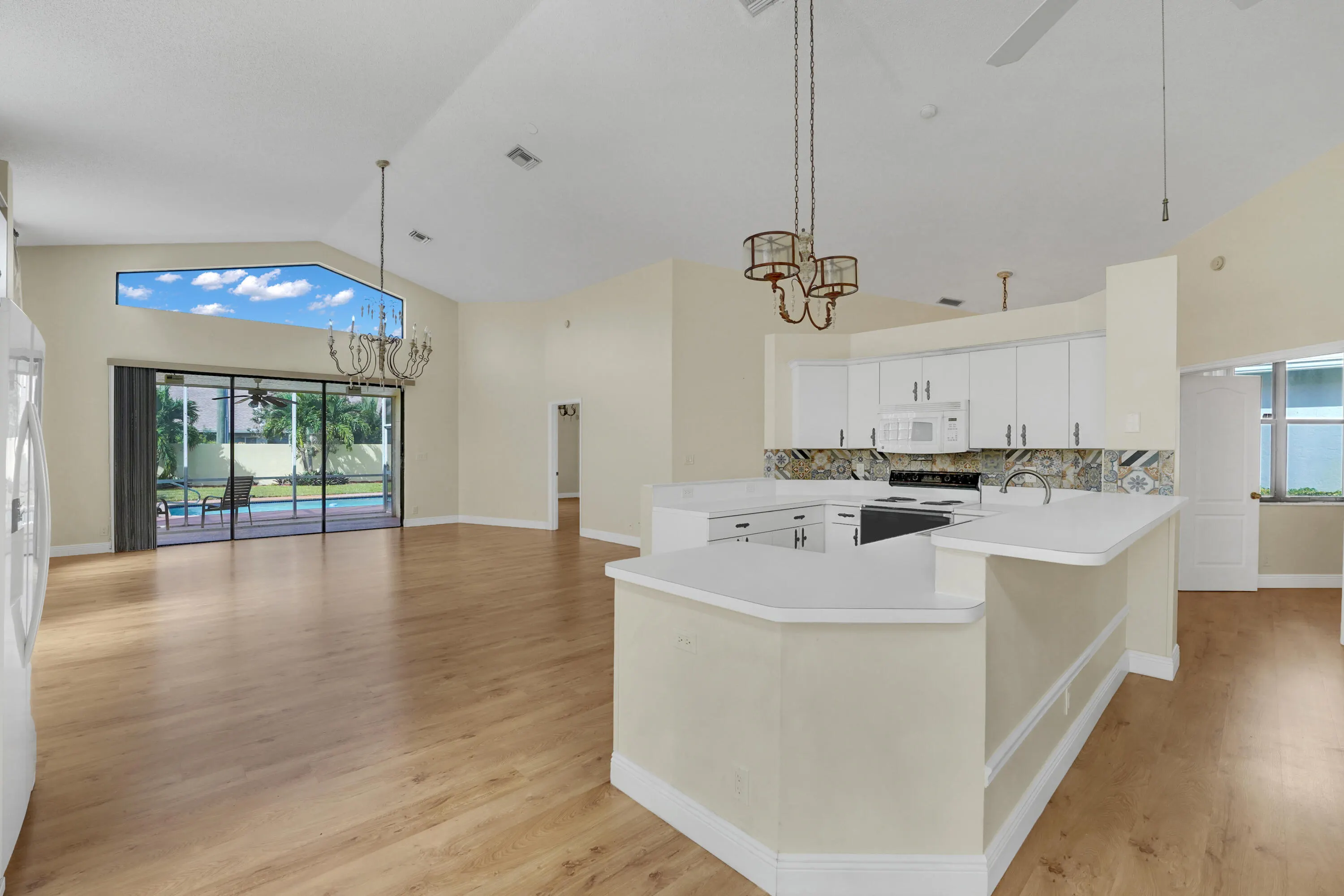 9080 Villa Portofino Circle