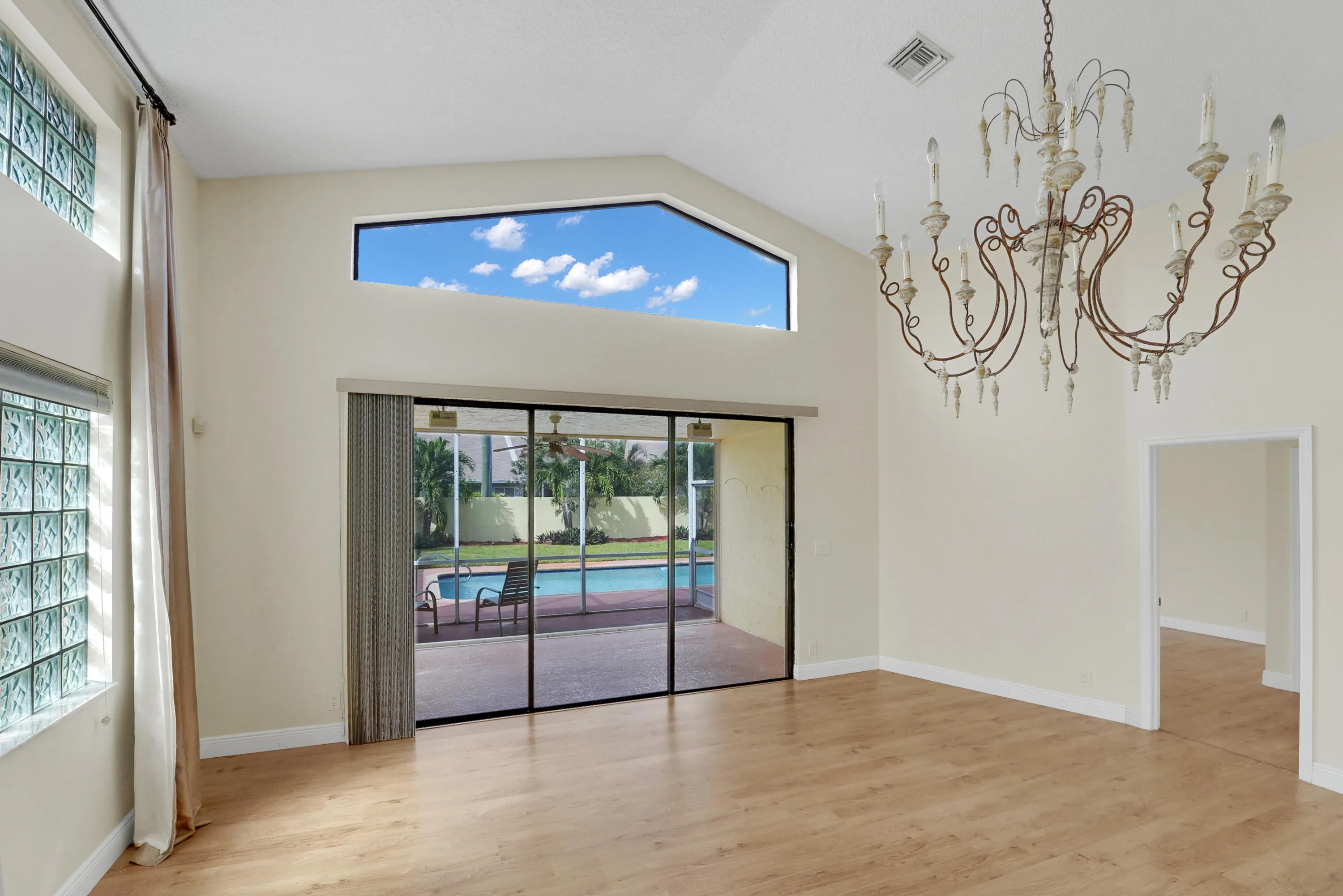 9080 Villa Portofino Circle