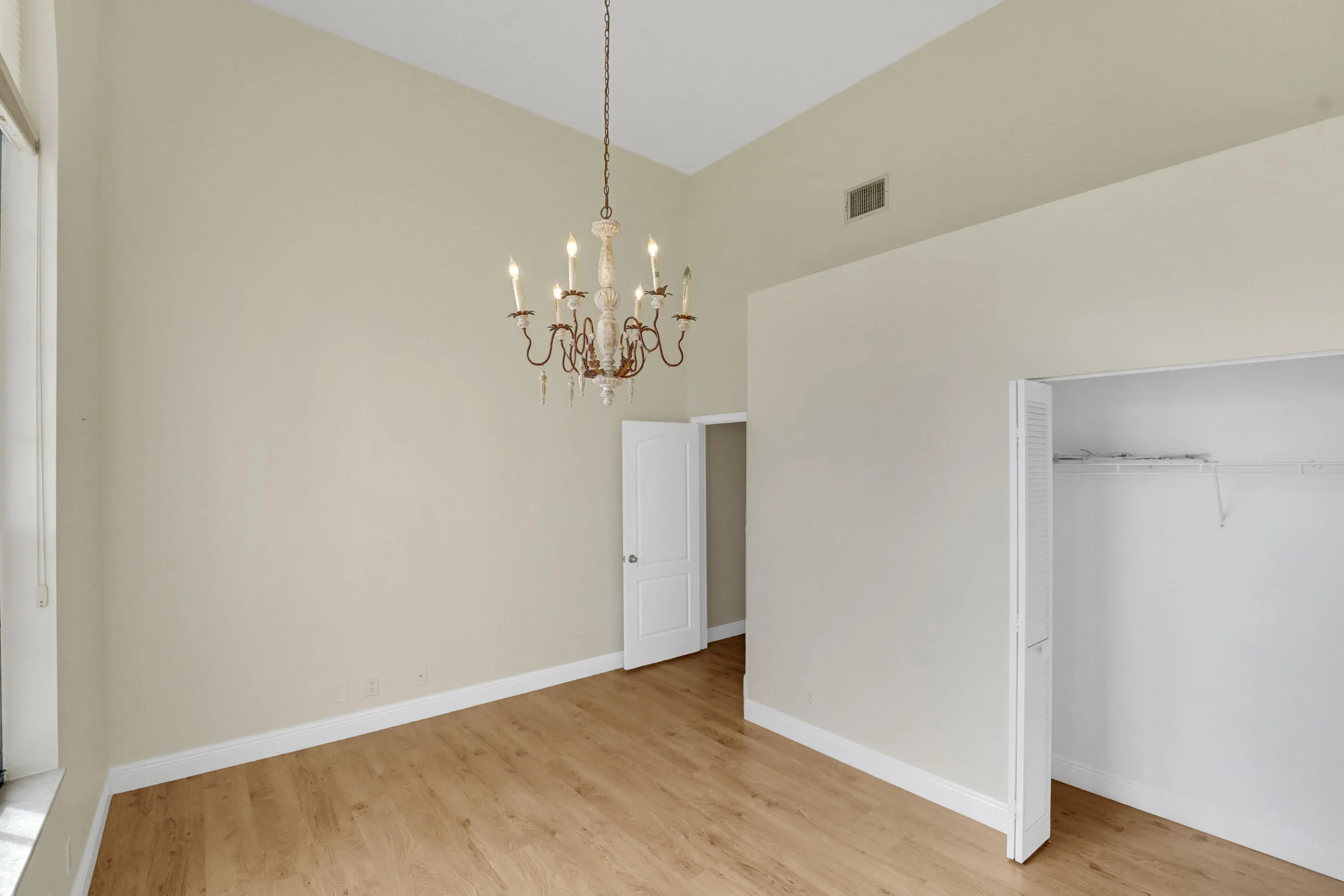 9080 Villa Portofino Circle