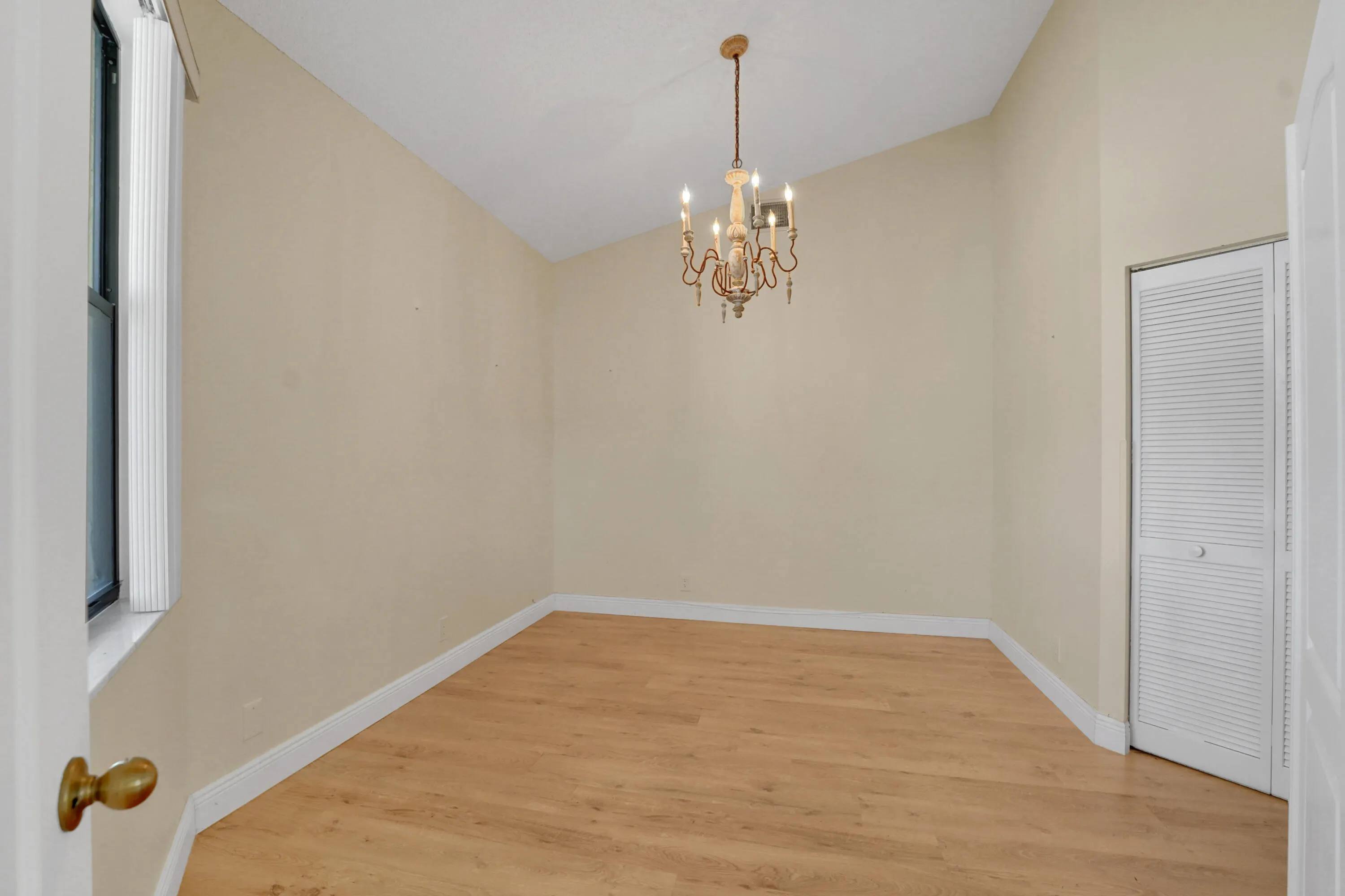 9080 Villa Portofino Circle