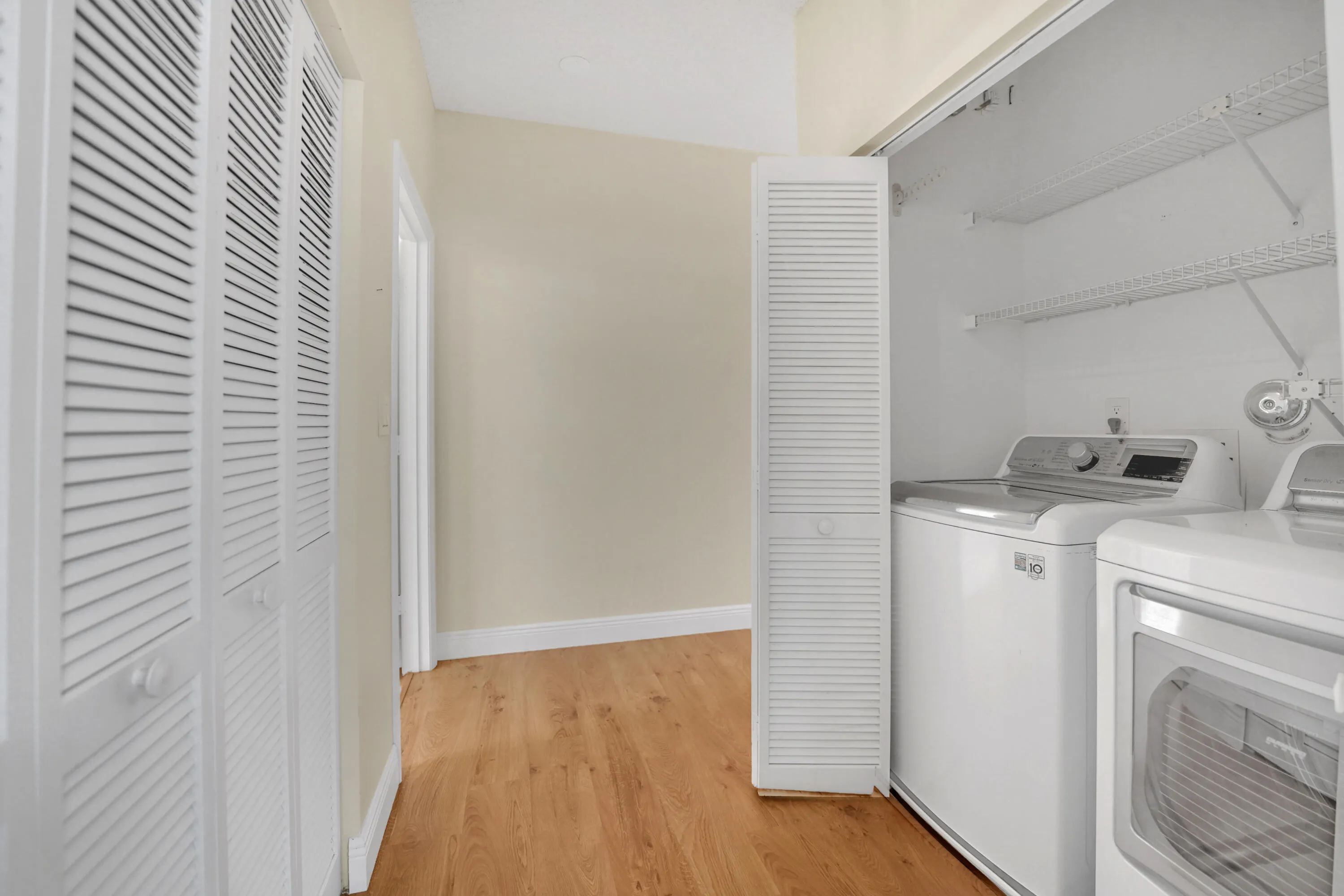 9080 Villa Portofino Circle