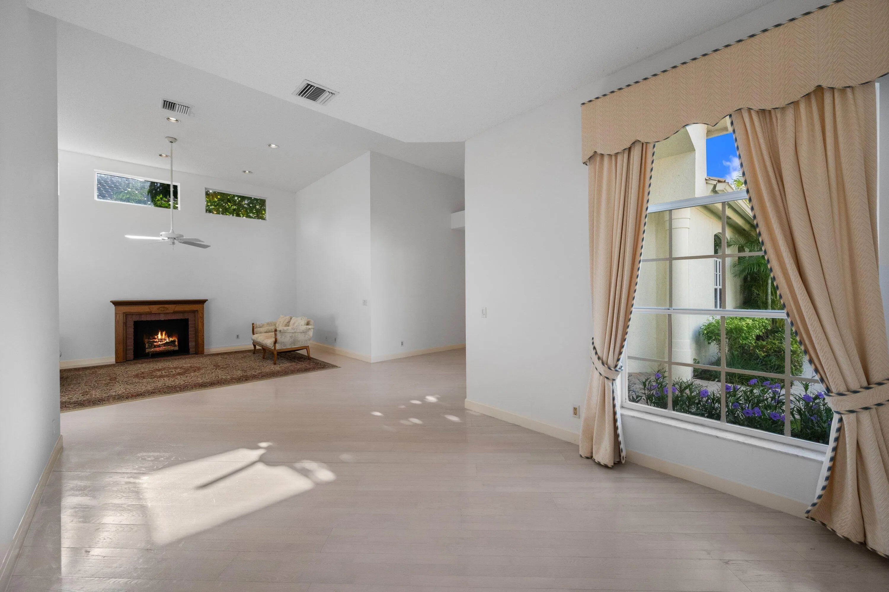 12563 MALLET Circle