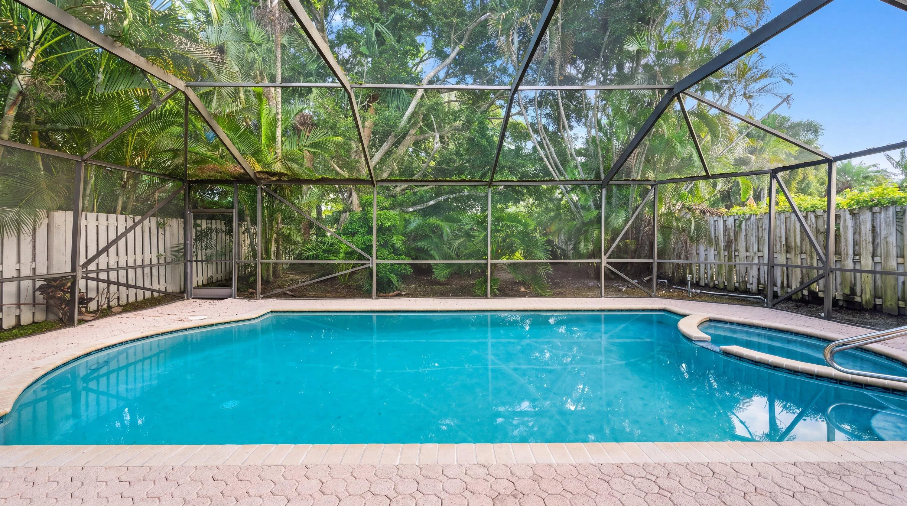 12563 MALLET Circle