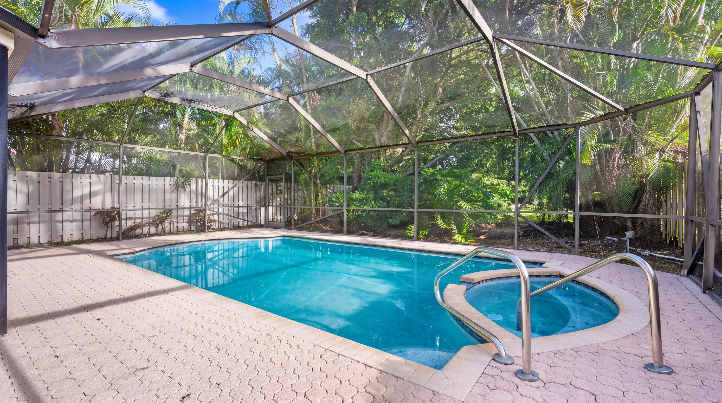 12563 MALLET Circle