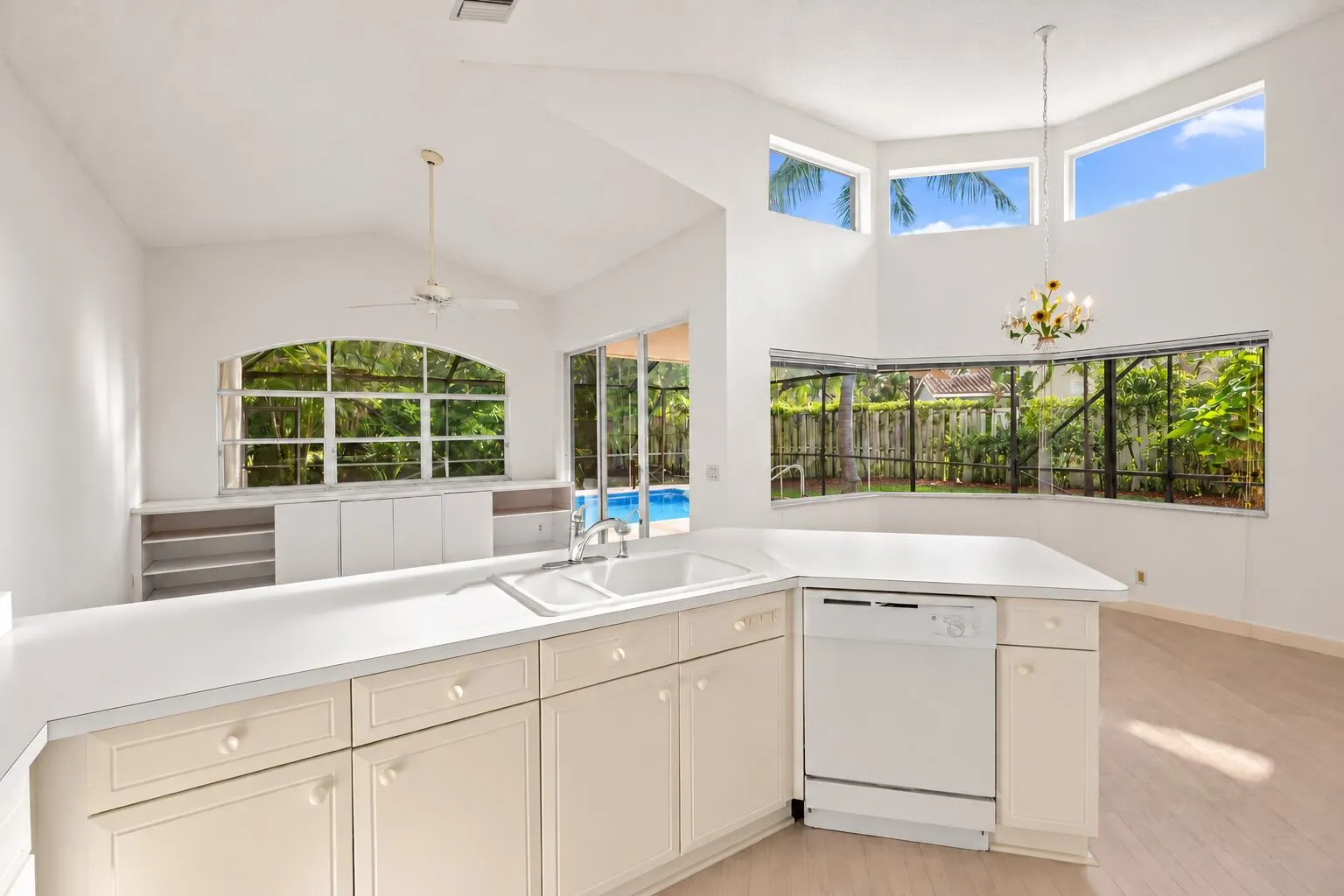 12563 MALLET Circle