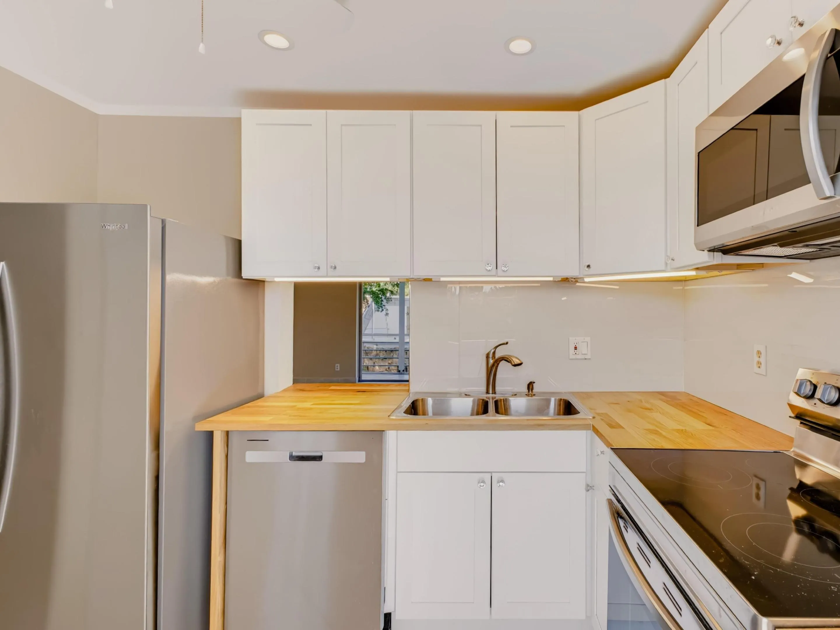 1425 ATLANTIC SHORES Boulevard #307
