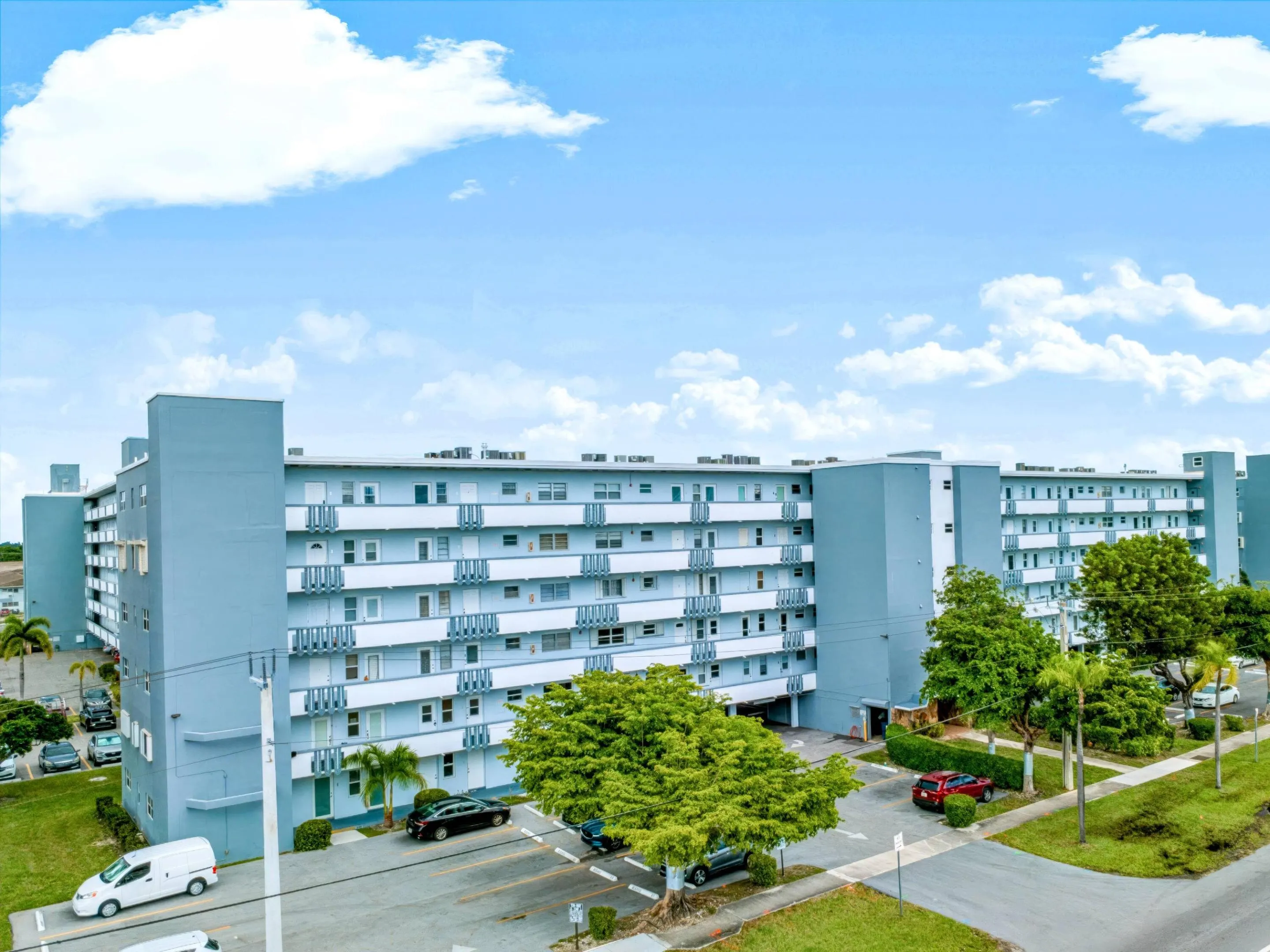1425 ATLANTIC SHORES Boulevard #307