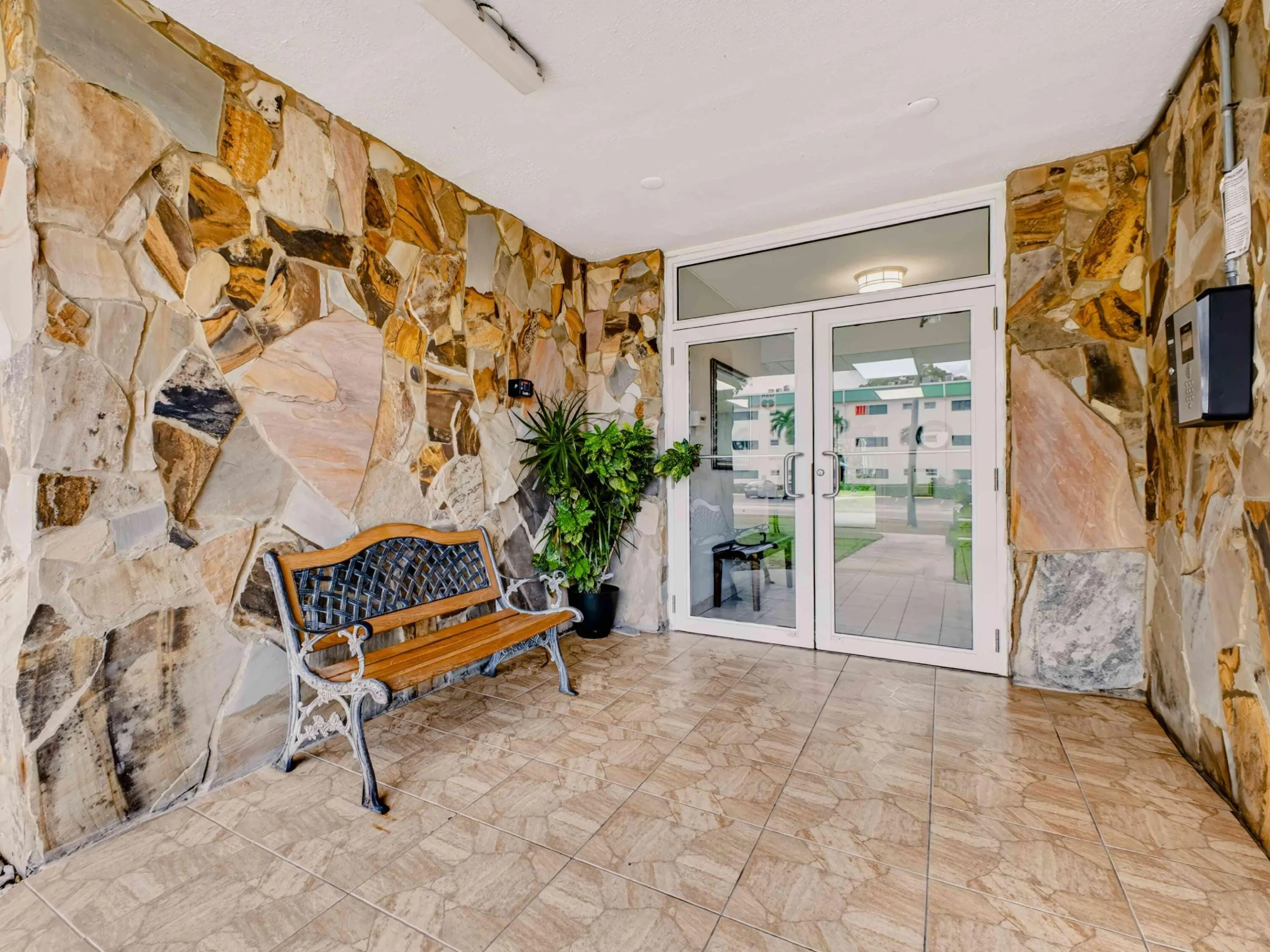 1425 ATLANTIC SHORES Boulevard #307