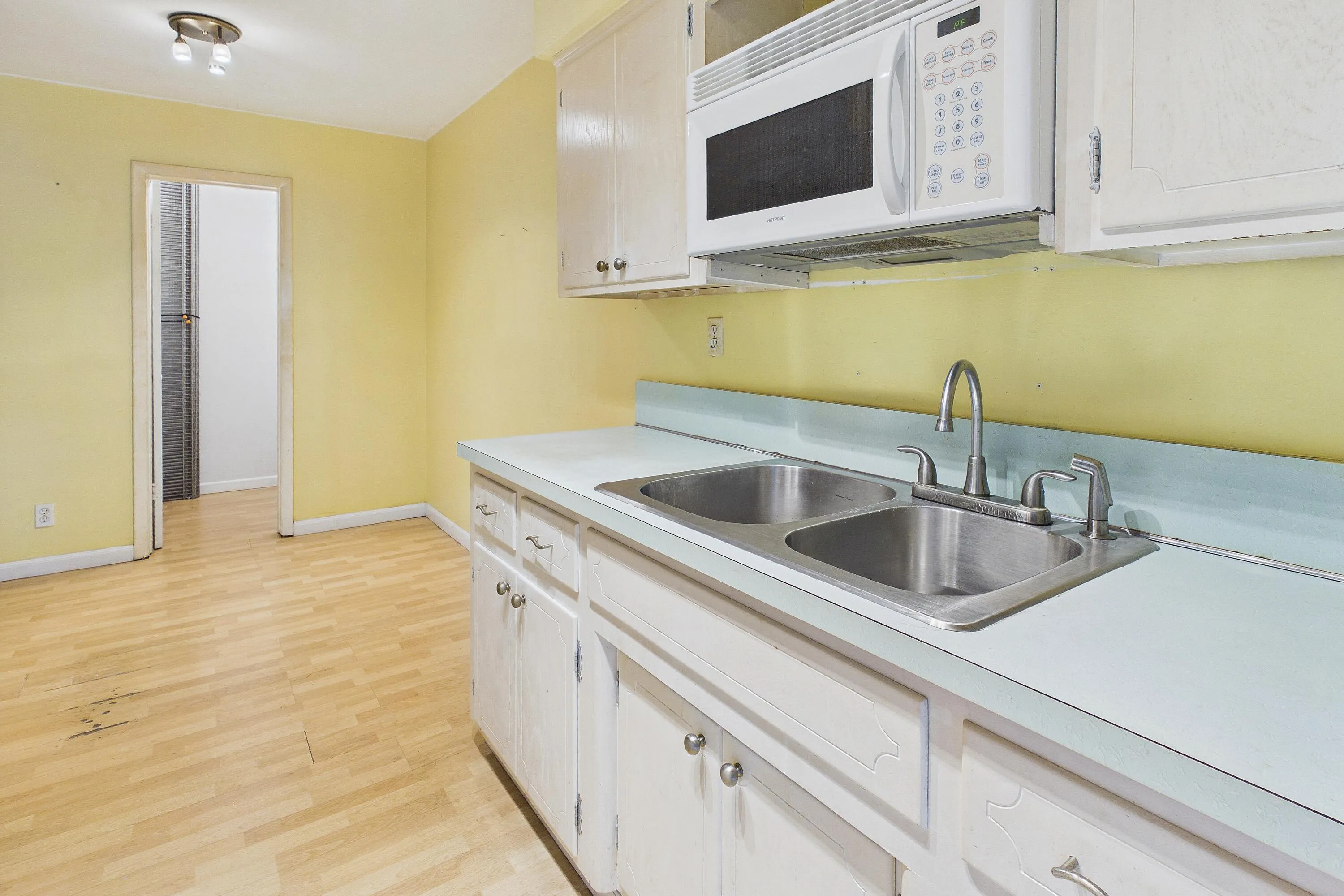 11 SW 4TH Avenue #20