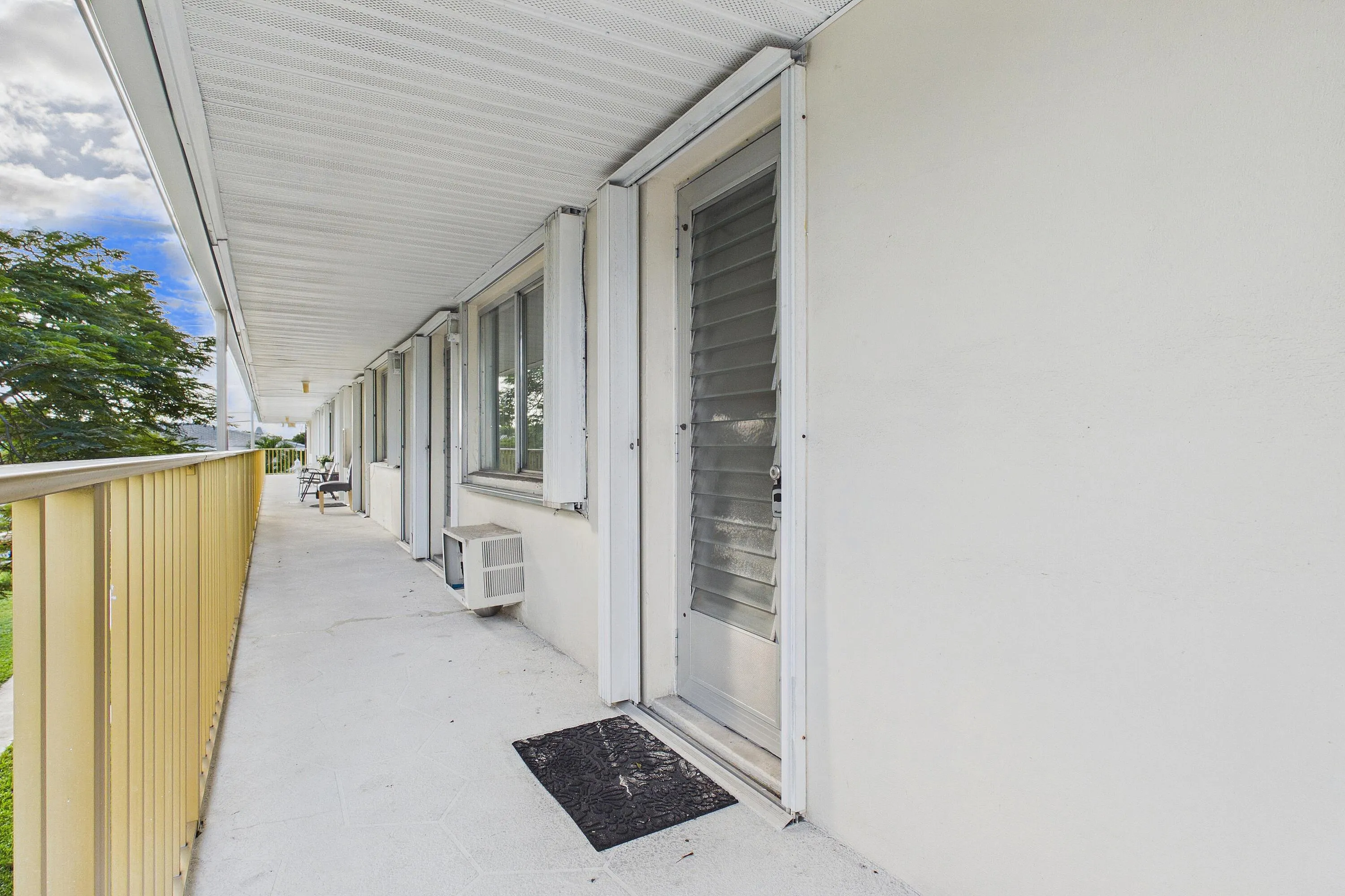 11 SW 4TH Avenue #20