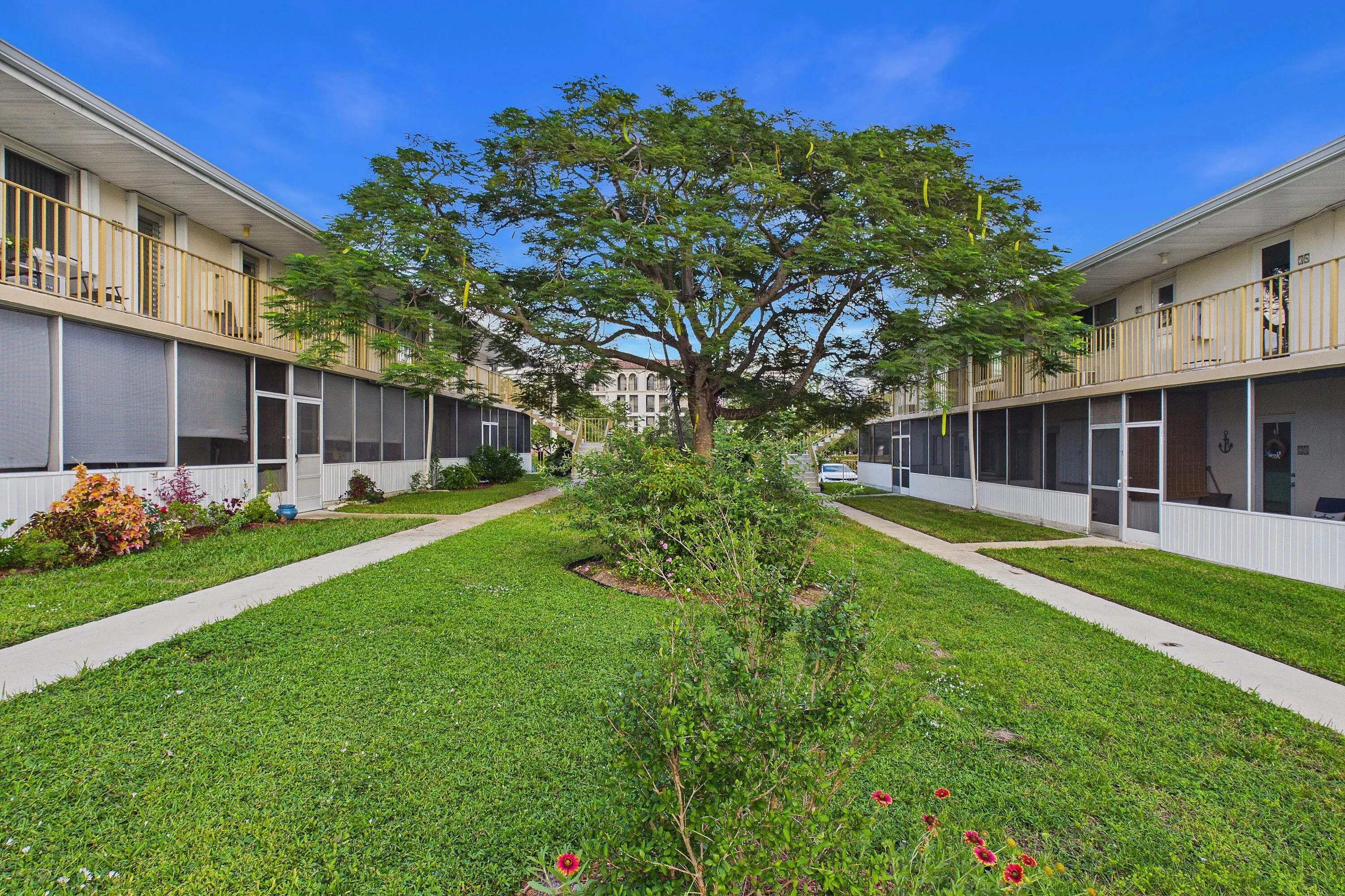 11 SW 4TH Avenue #20