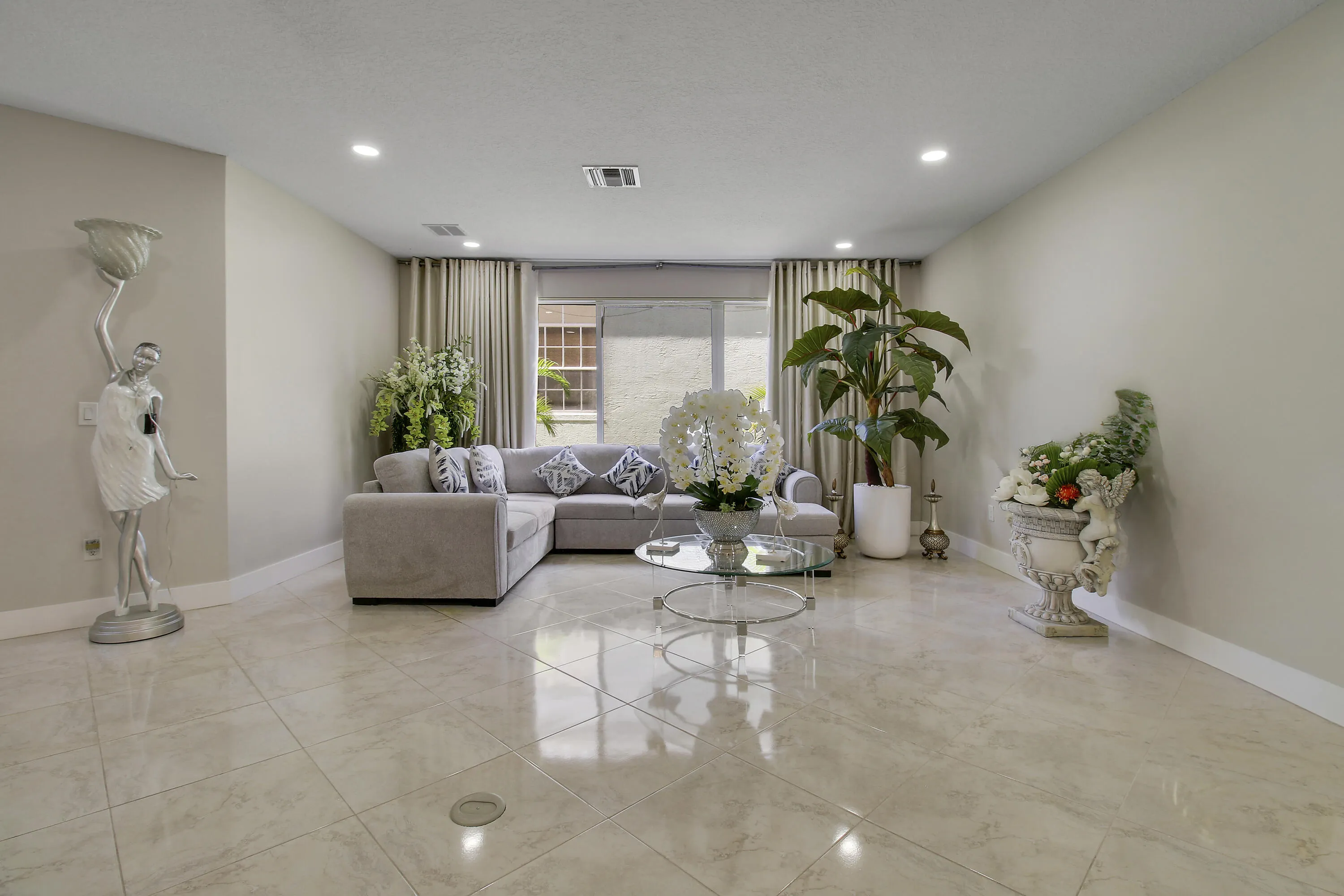 2174 Balsan Way