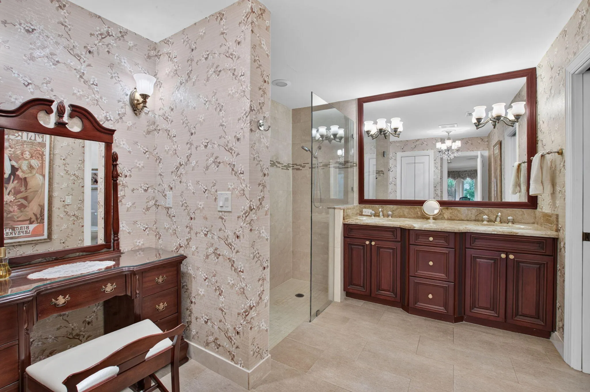 7603 CEDARWOOD Circle