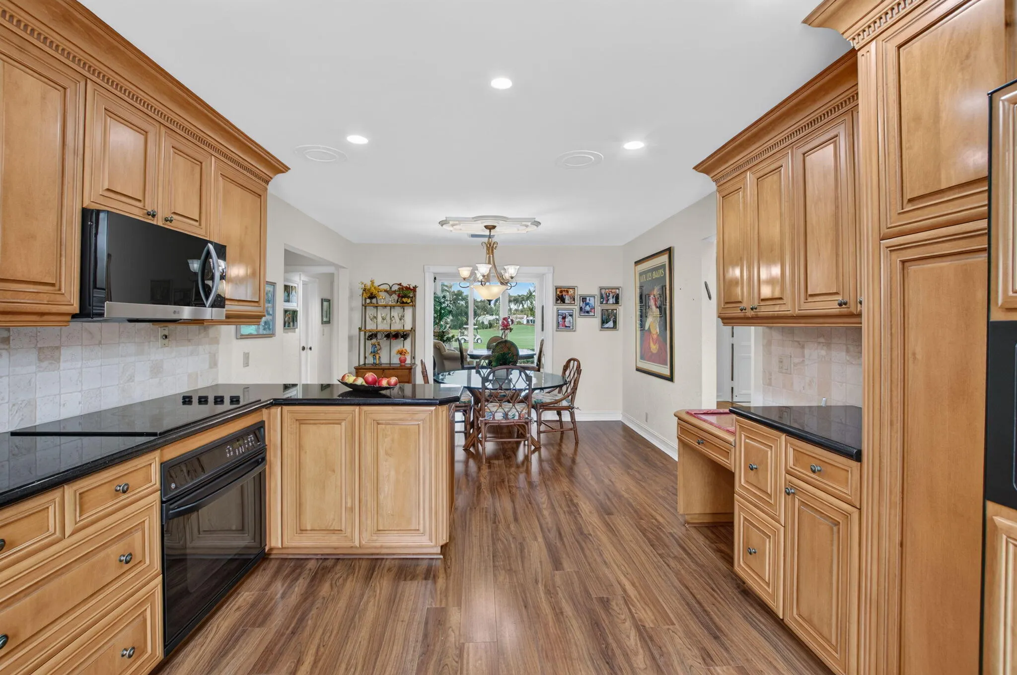 7603 CEDARWOOD Circle