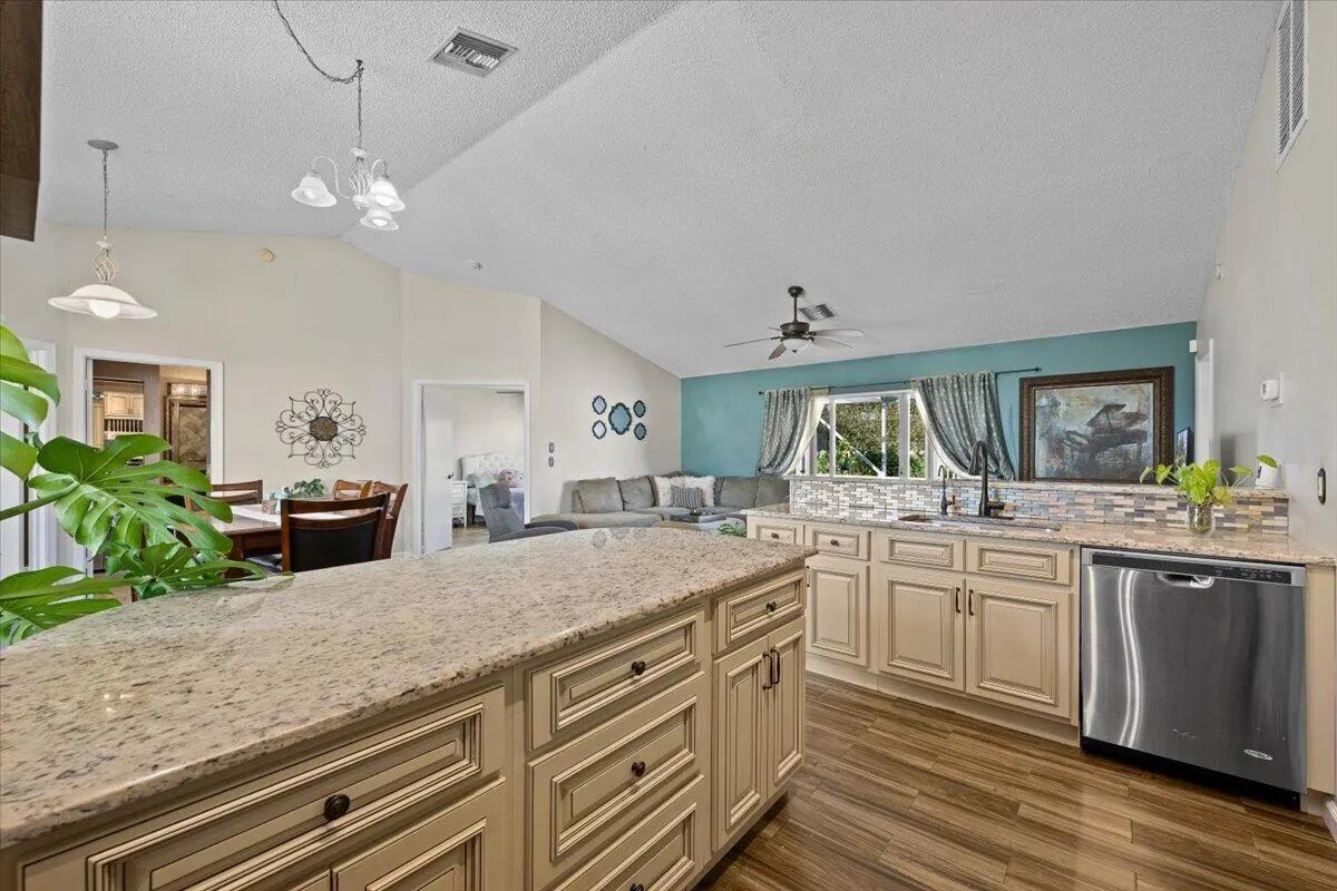 13016 MEADOWBREEZE Drive