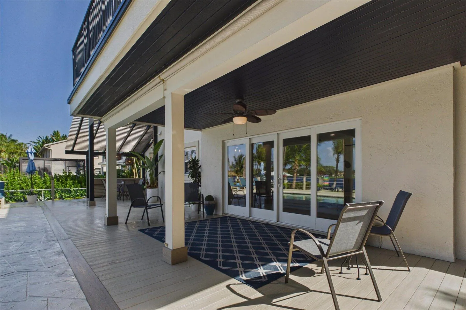 2092 CIRCLE PLACE Drive