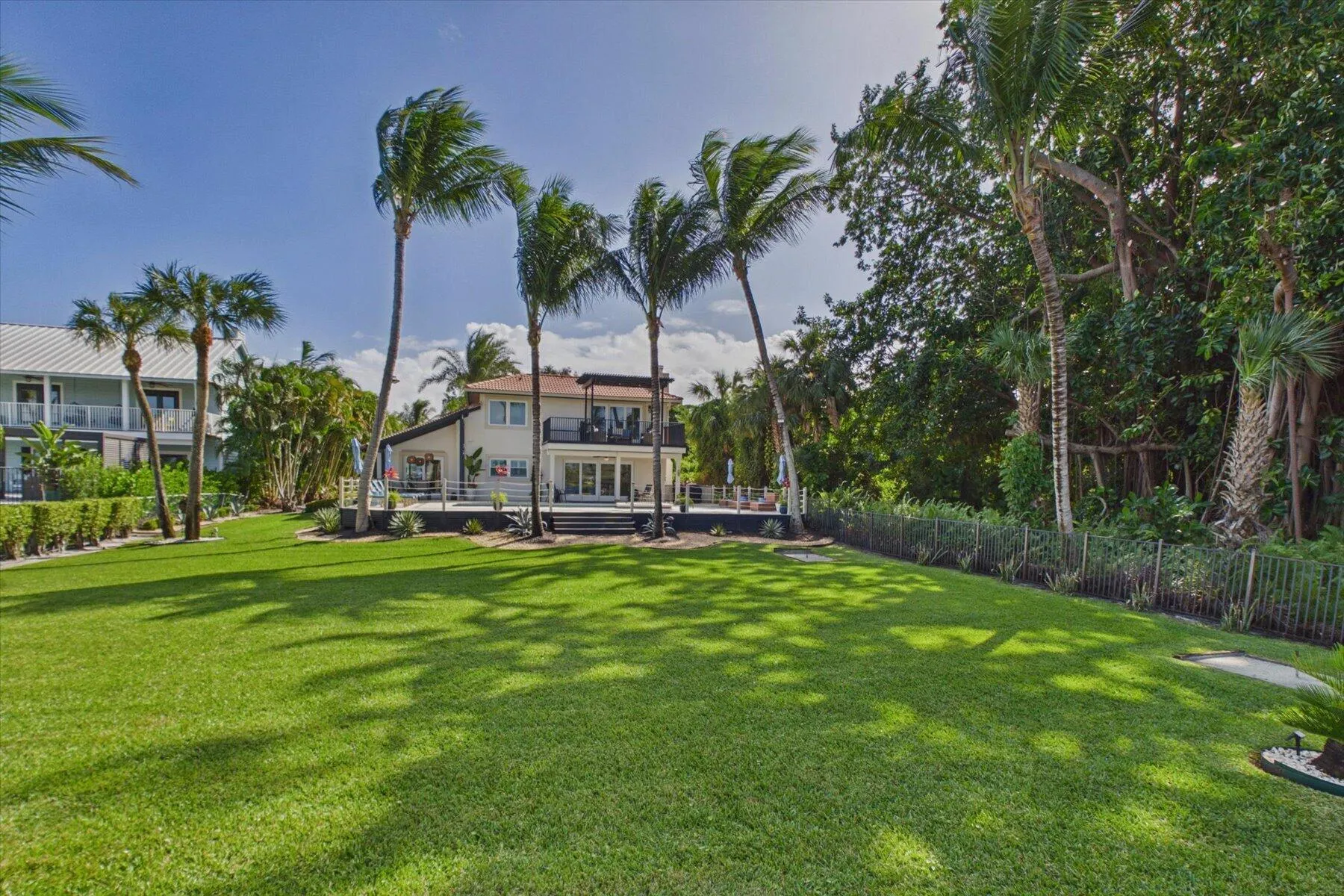 2092 CIRCLE PLACE Drive