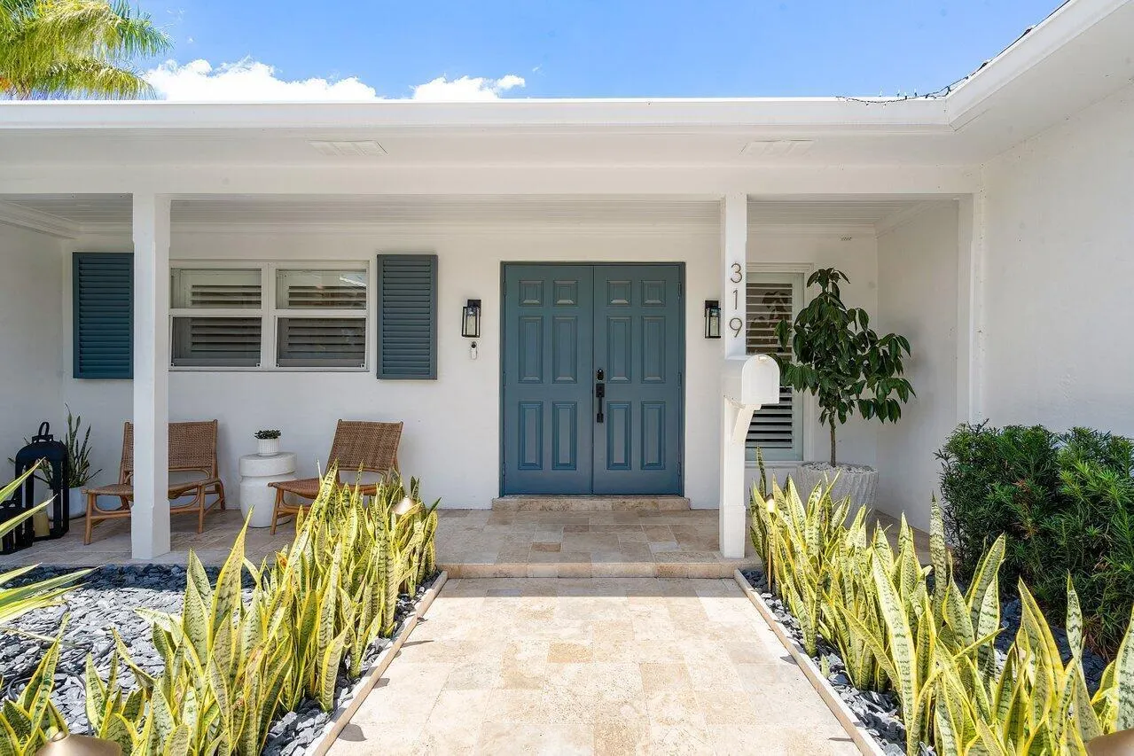 319 NW 15TH Street