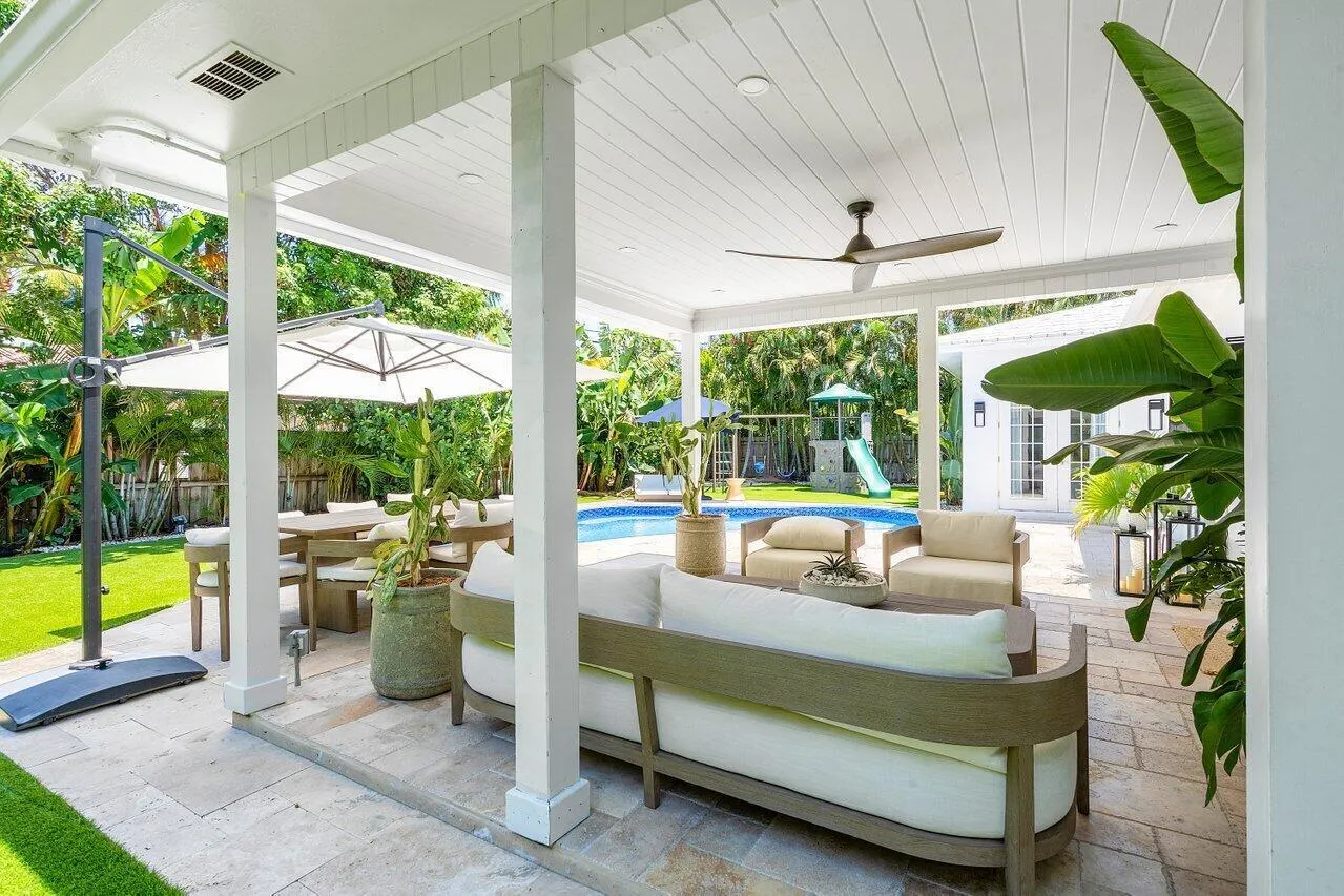 319 NW 15TH Street