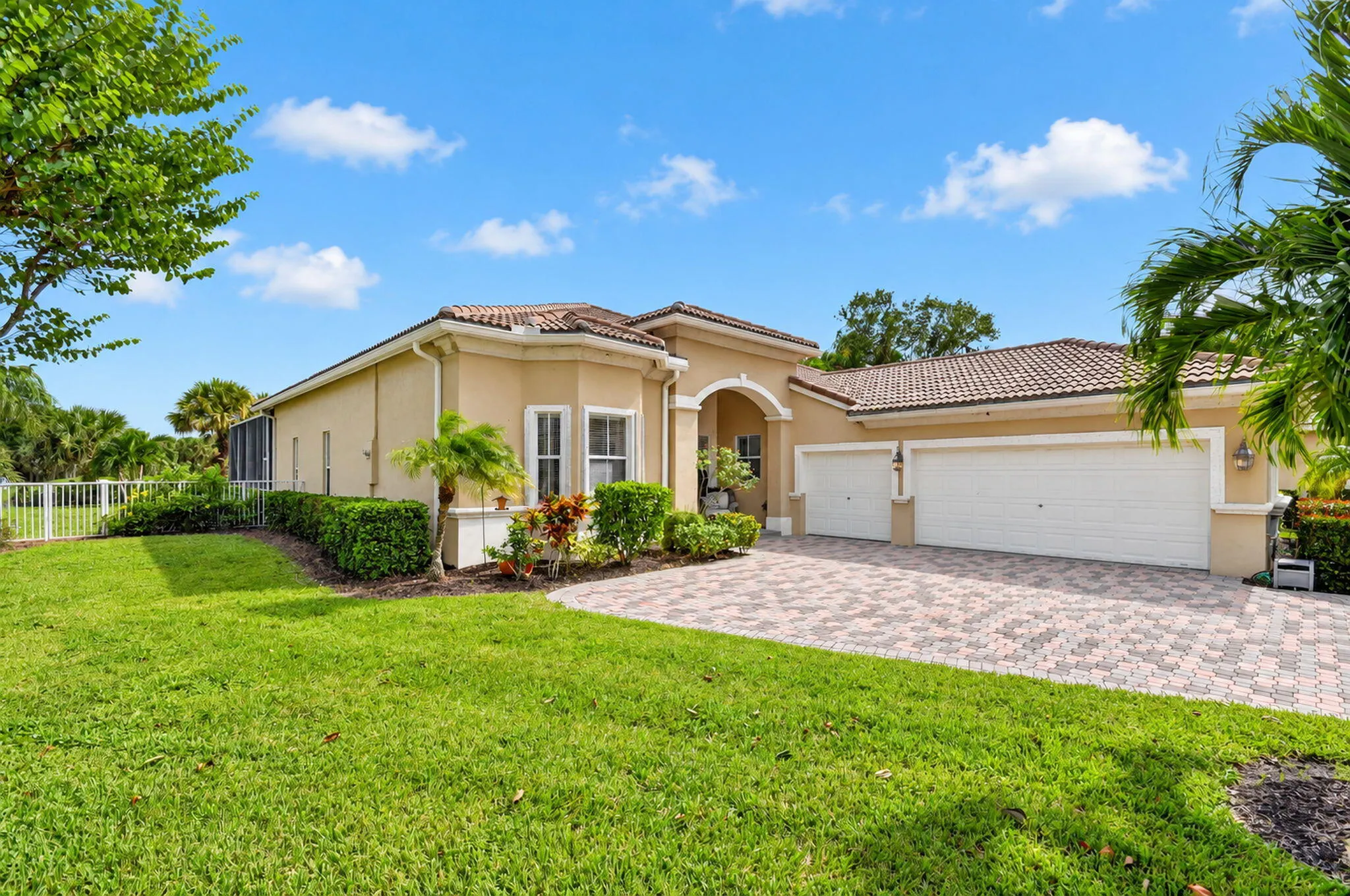 7918 PRESERVE Drive