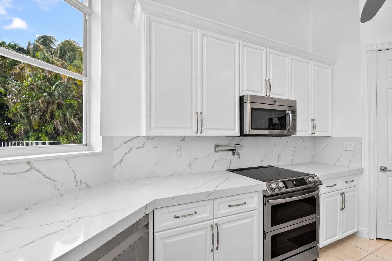 7918 PRESERVE Drive