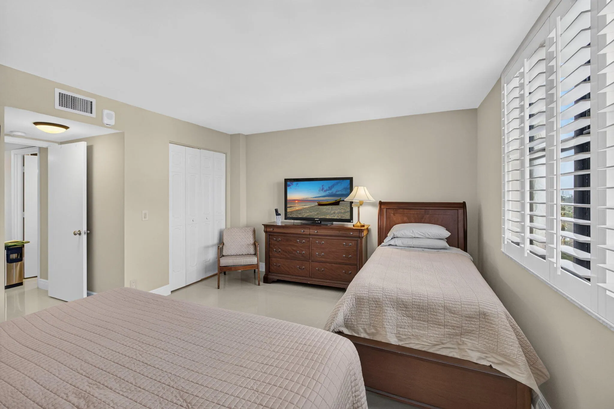 3400 N OCEAN Drive #807