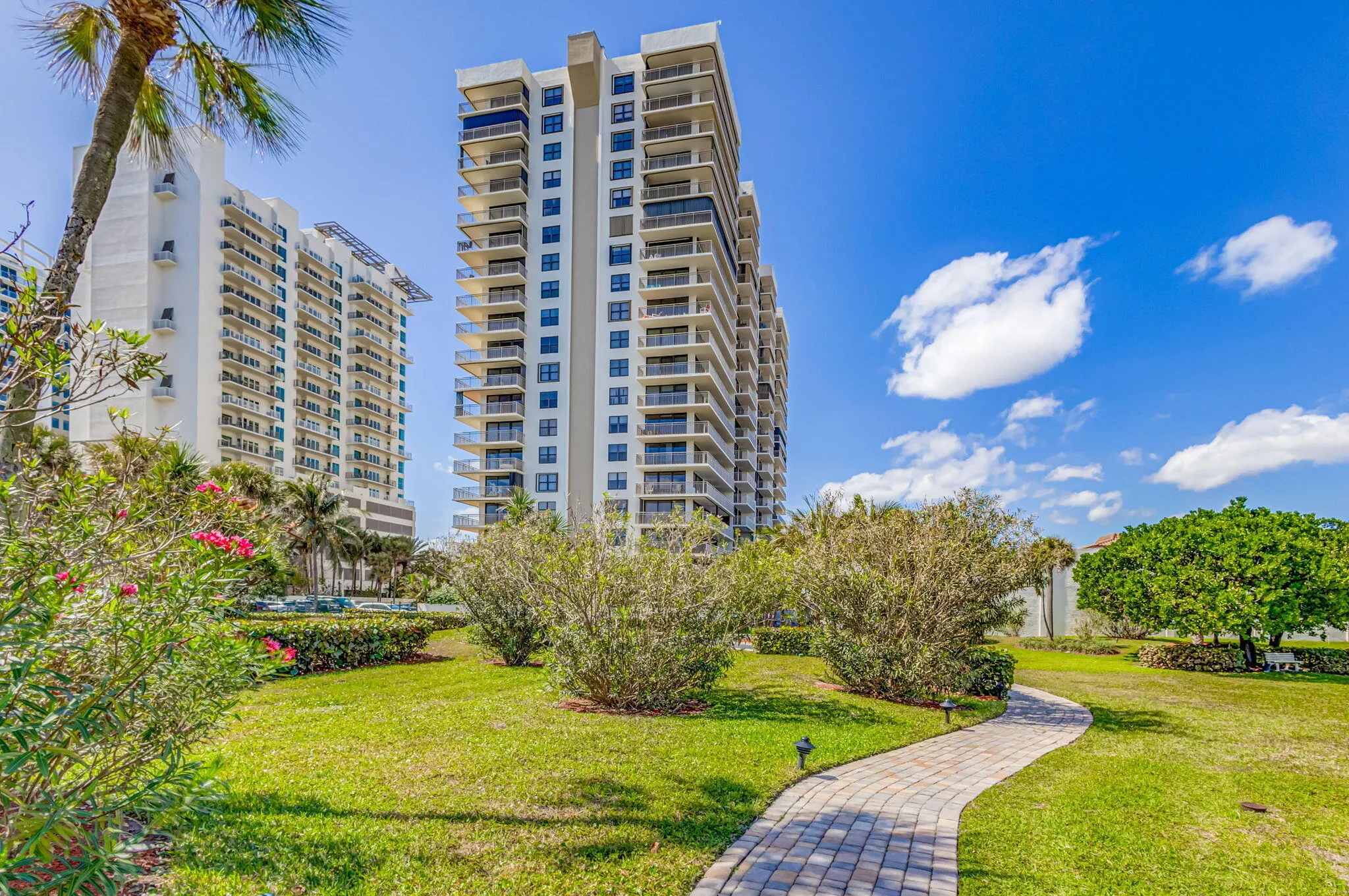 3400 N OCEAN Drive #807