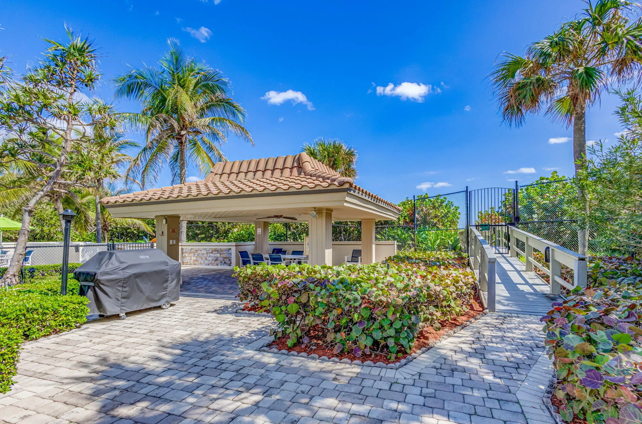 3400 N OCEAN Drive #807
