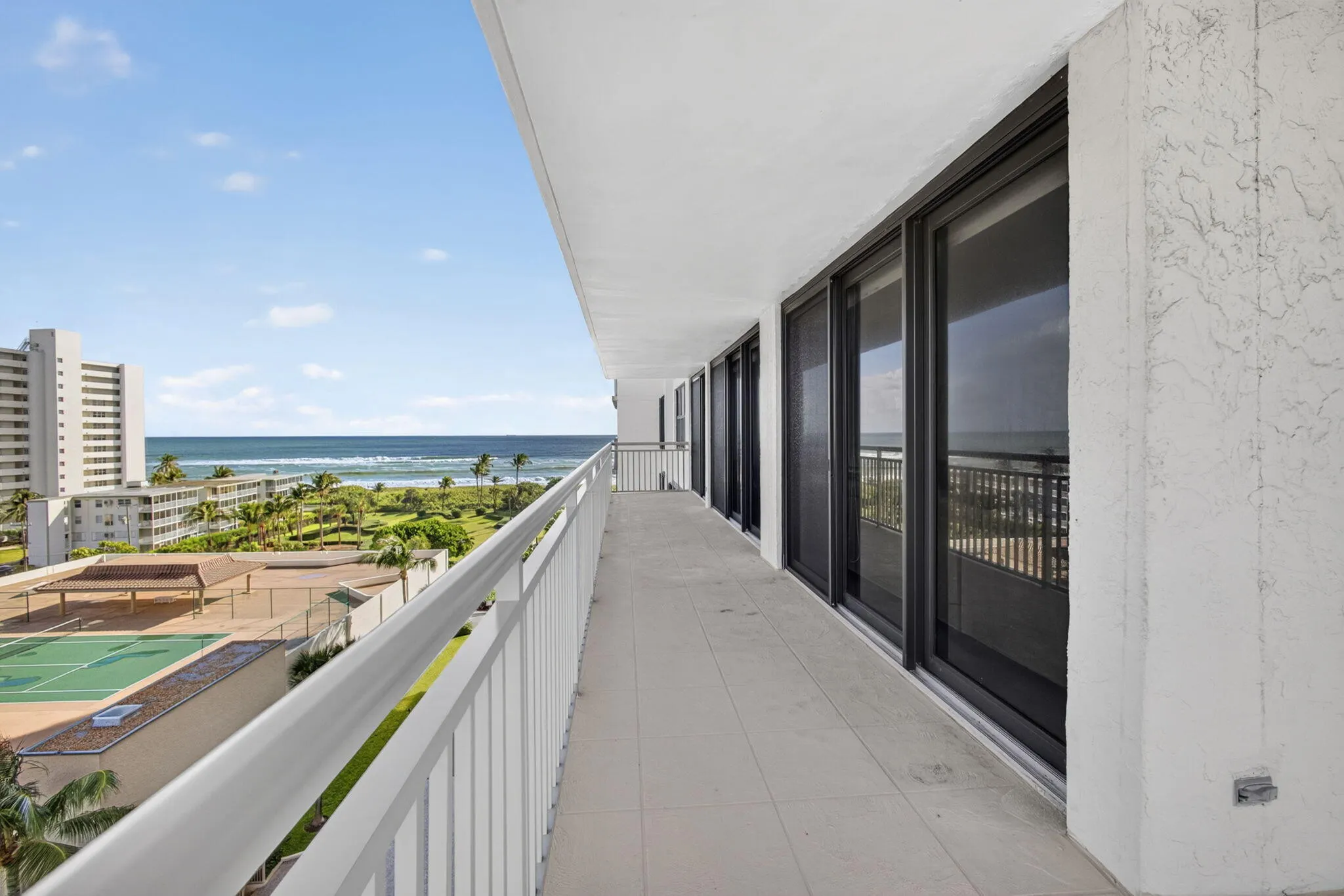 3400 N OCEAN Drive #807