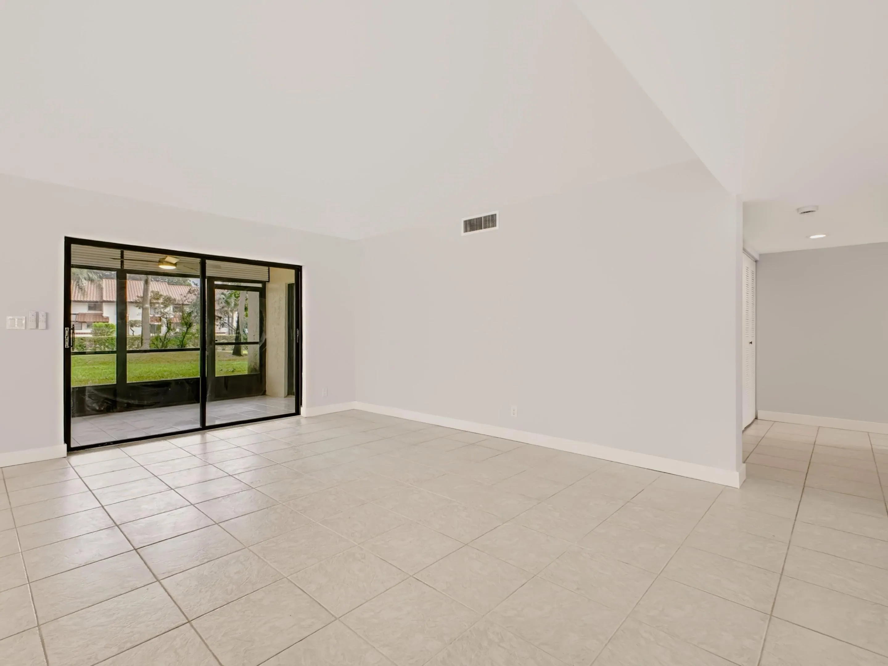 10772 Bahama Palm Way #101