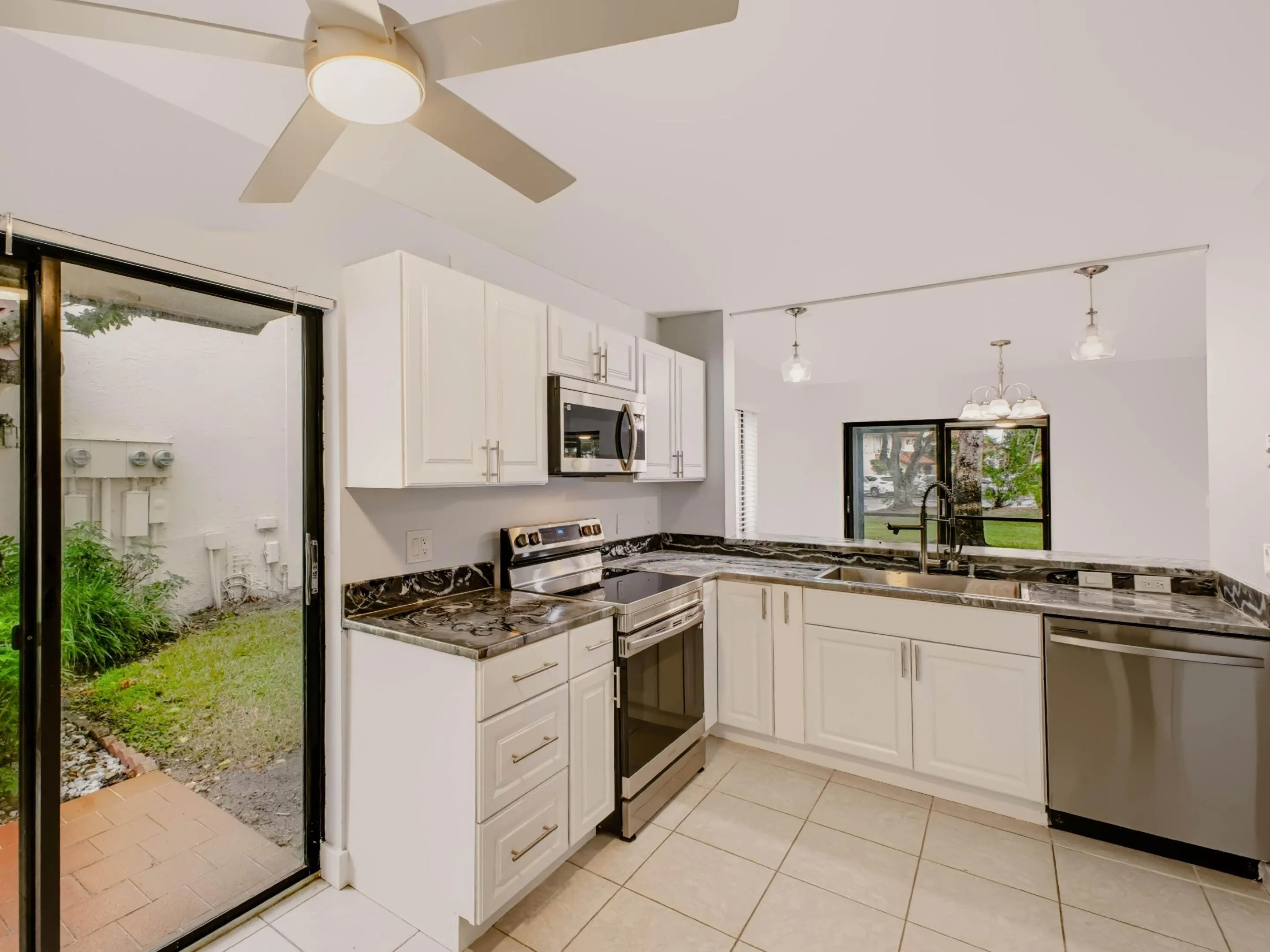 10772 Bahama Palm Way #101
