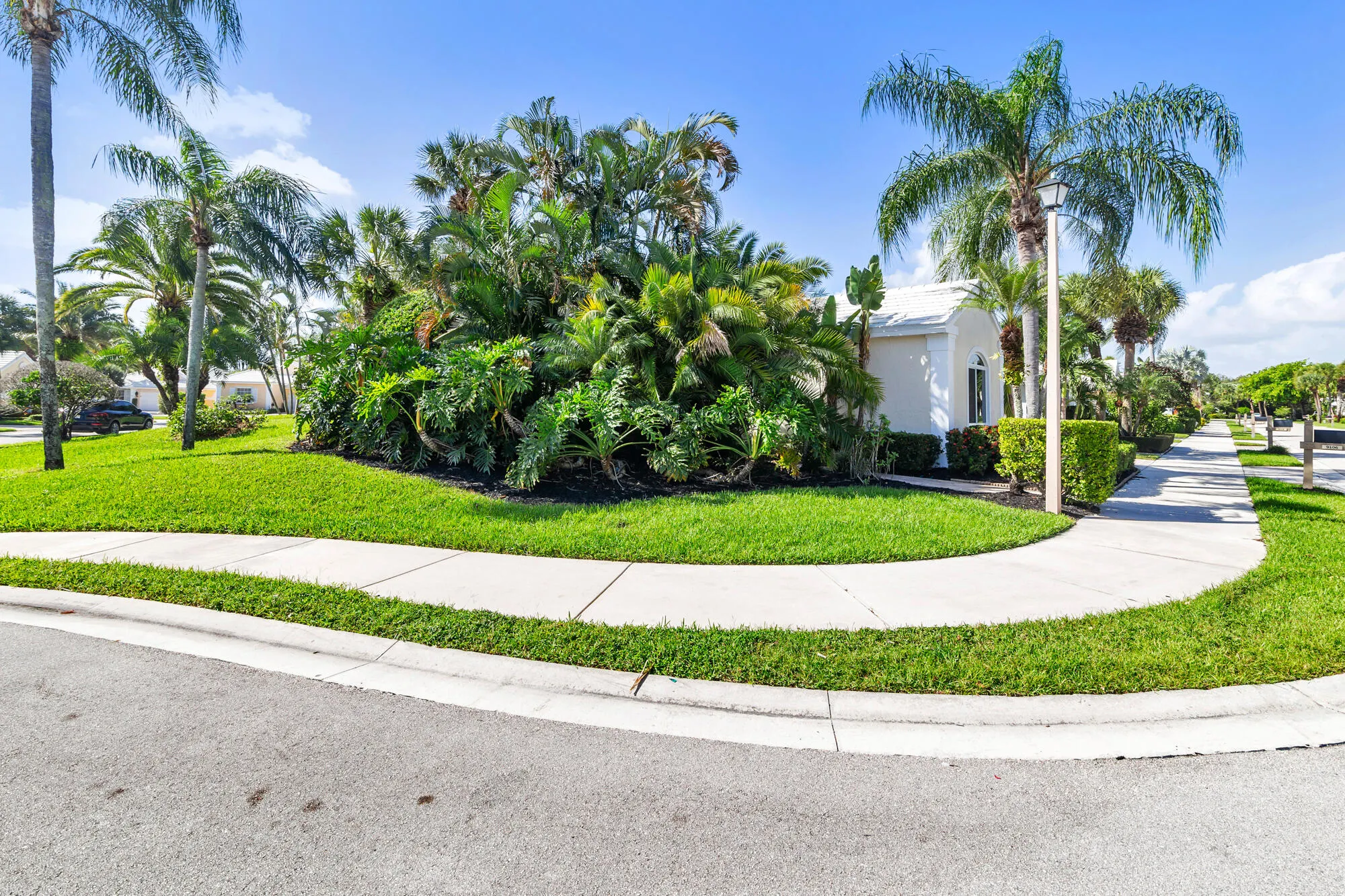9106 Baybury Lane