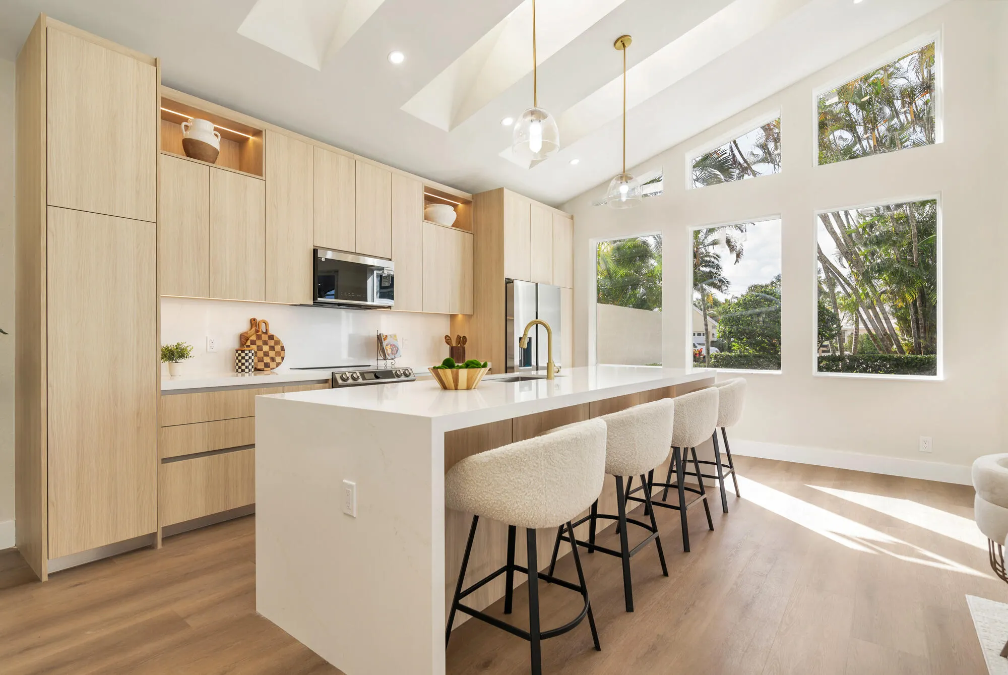 9106 Baybury Lane