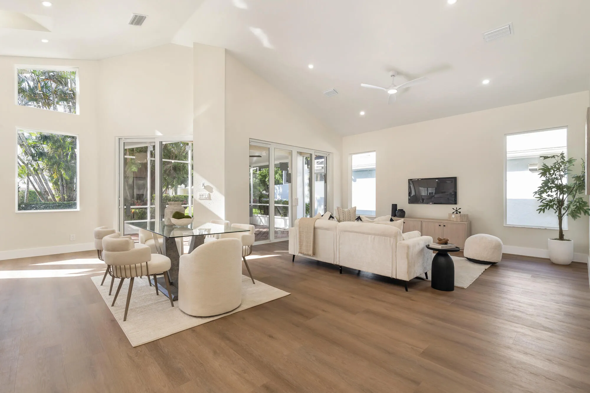 9106 Baybury Lane
