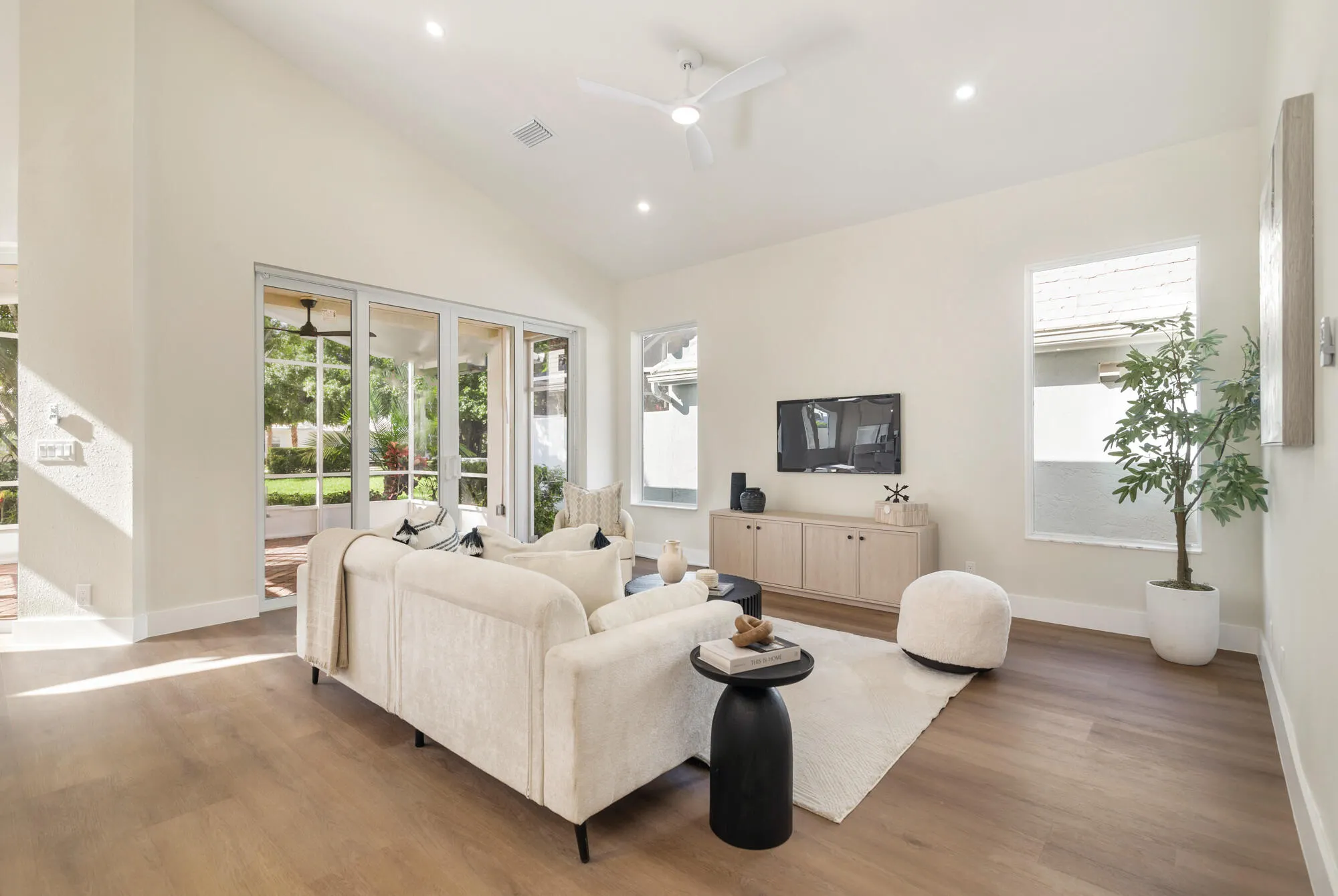 9106 Baybury Lane
