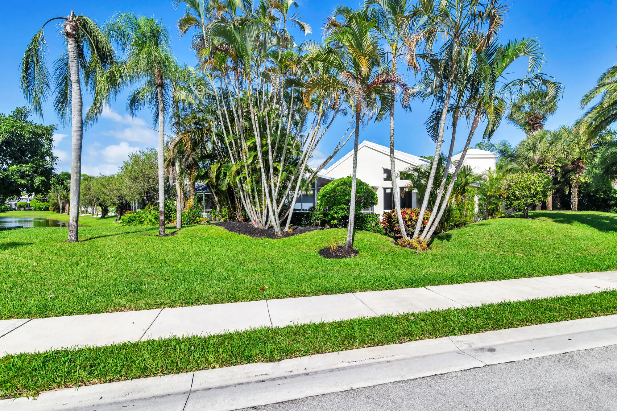 9106 Baybury Lane