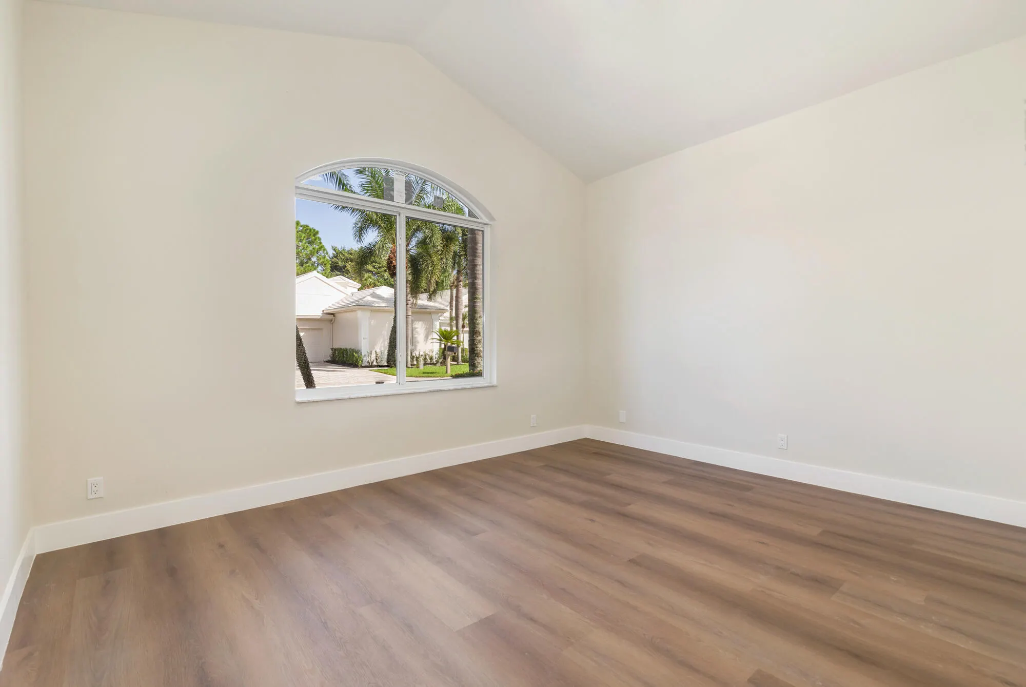 9106 Baybury Lane