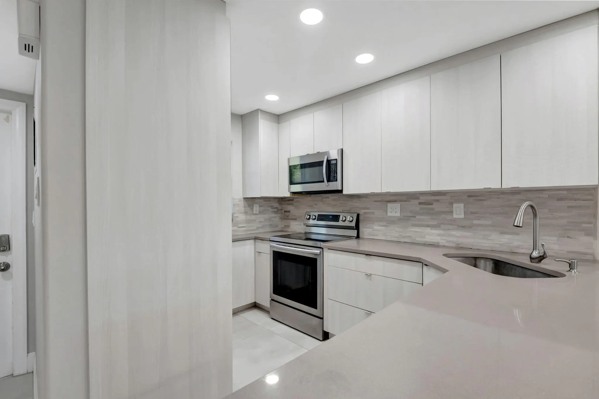 750 NE Spanish River Boulevard #103
