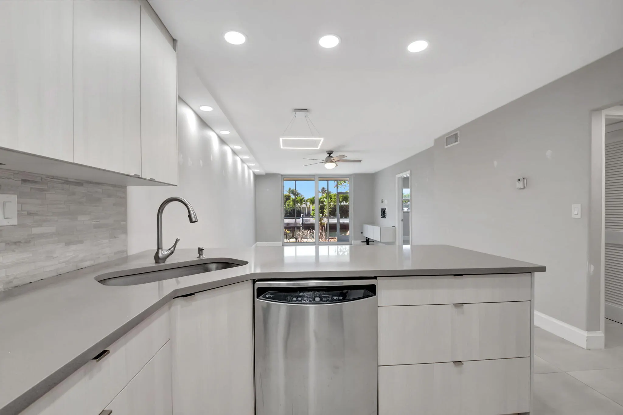 750 NE Spanish River Boulevard #103