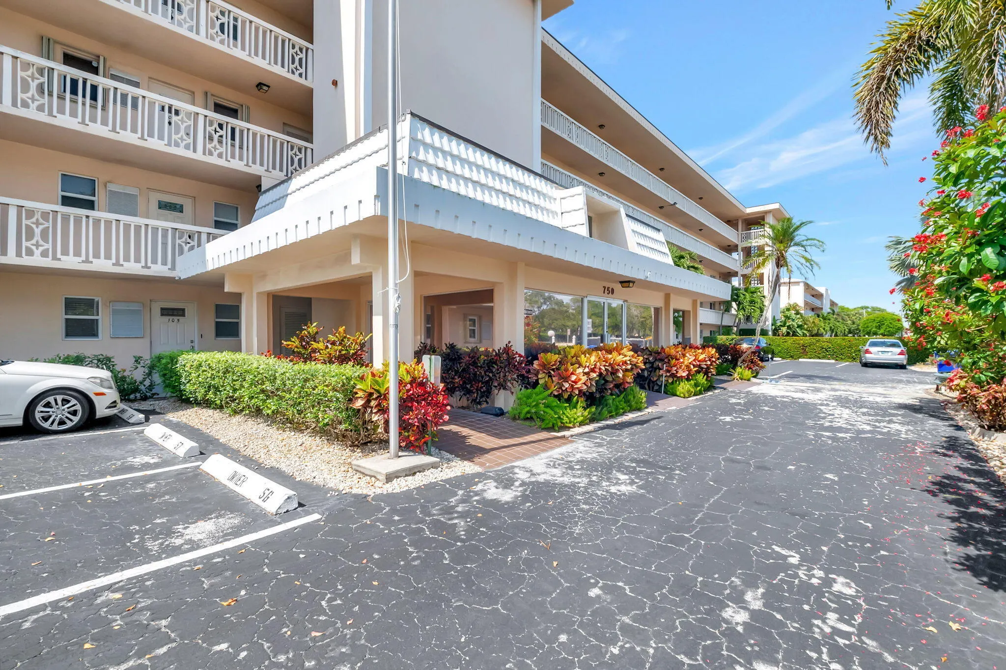 750 NE Spanish River Boulevard #103