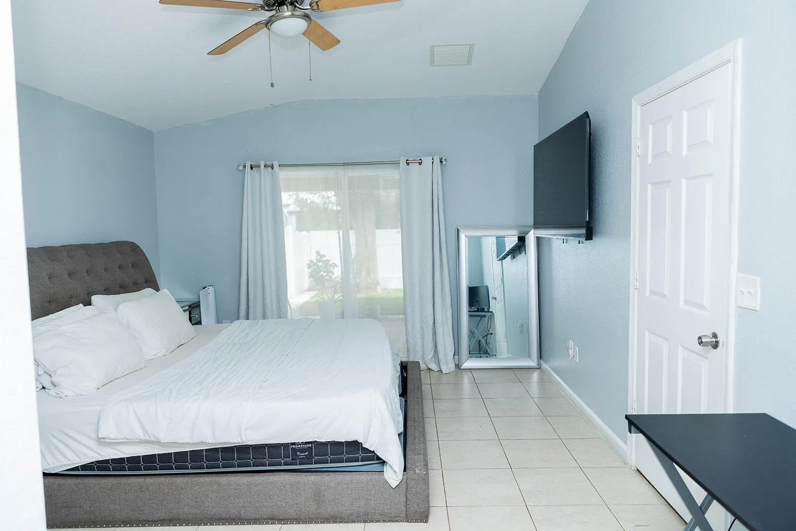 5701 AZALEA Circle