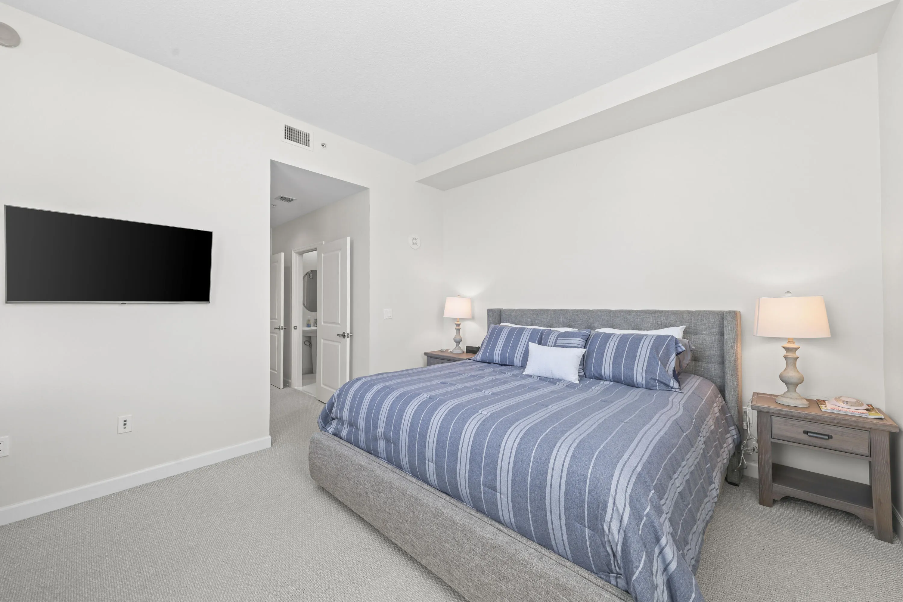 480 HIBISCUS Street #523