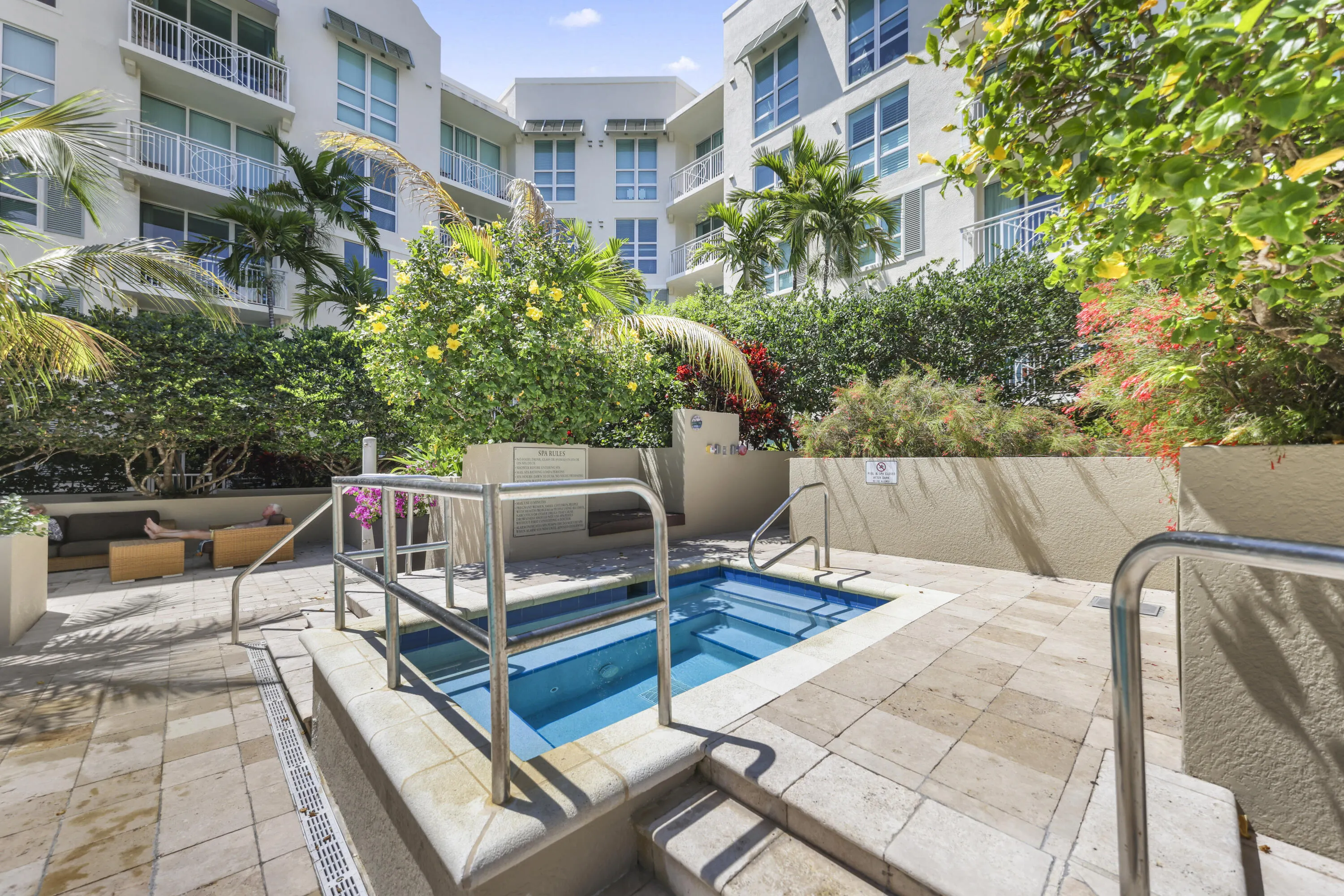 480 HIBISCUS Street #523